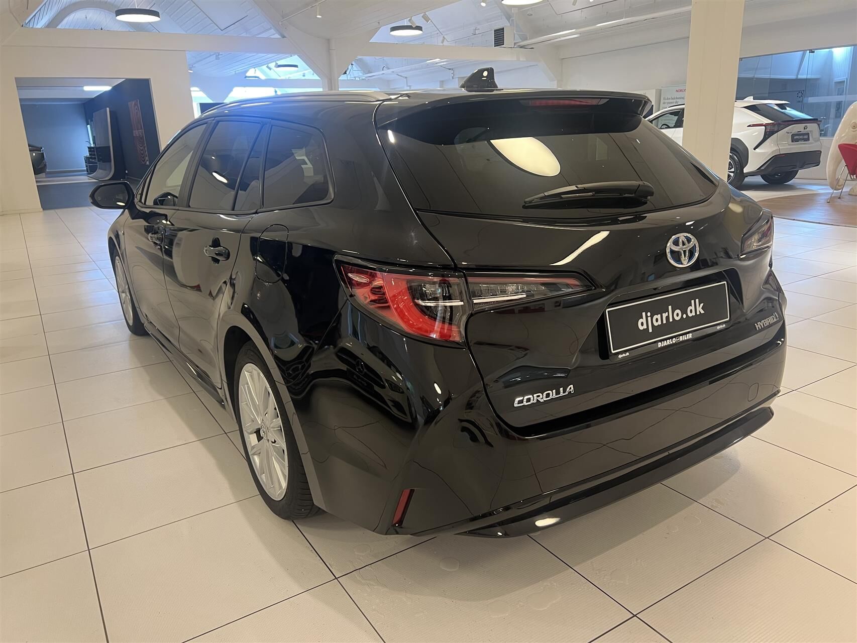 Billede af Toyota Corolla Touring Sports 1,8 Hybrid H3 Smart E-CVT 122HK Stc Trinl. Gear