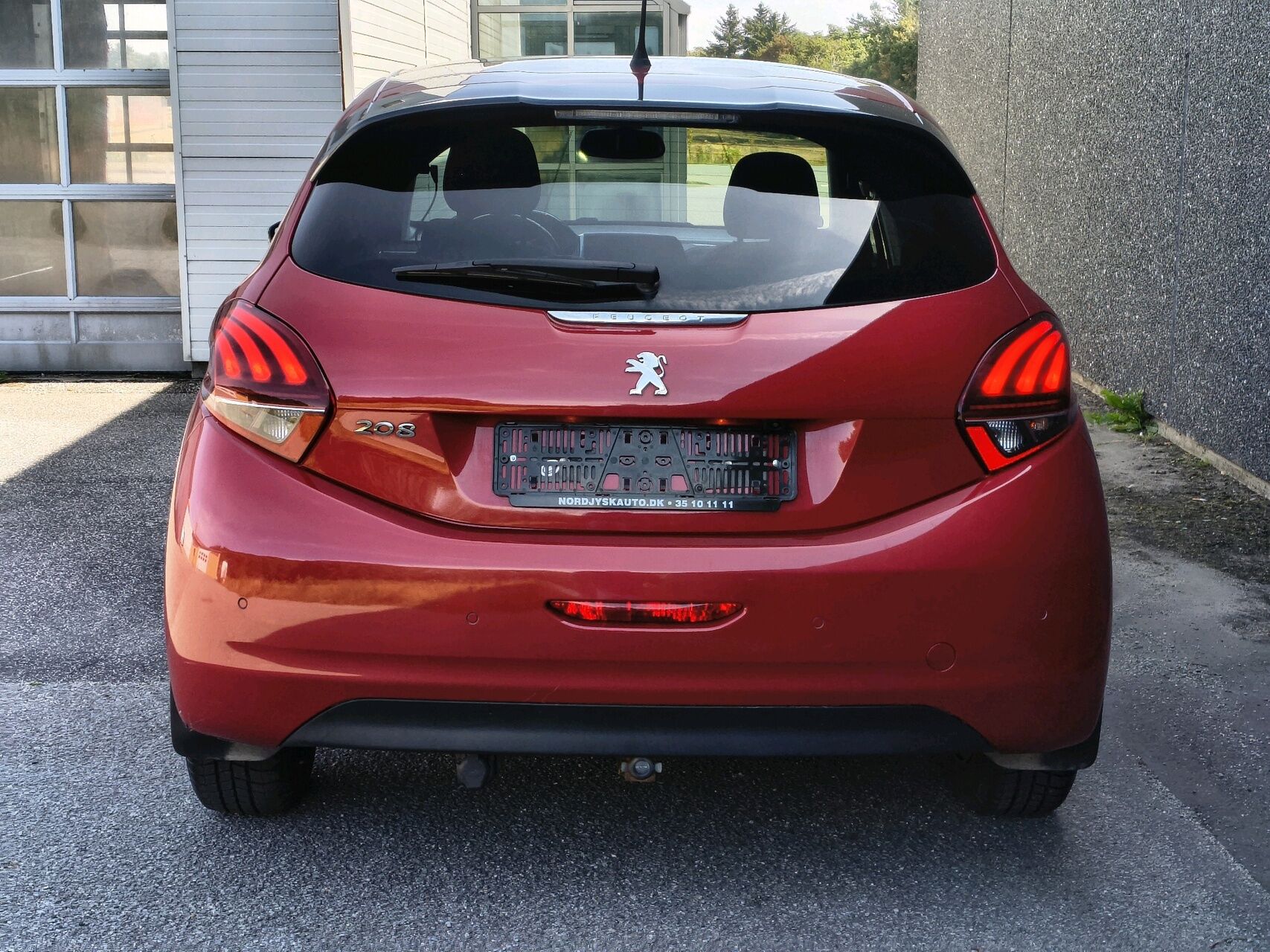 Billede af Peugeot 208 1,6 BlueHDi Desire Sky 100HK 5d