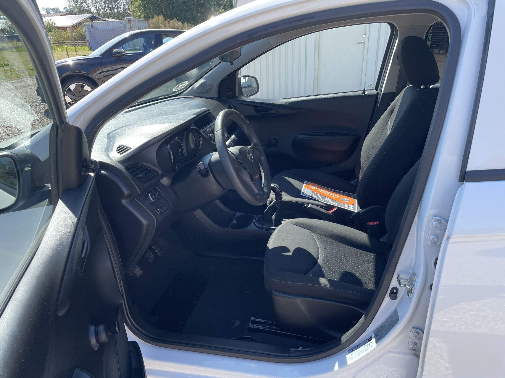 Billede af Opel Karl 1,0 Essentia 75HK 5d
