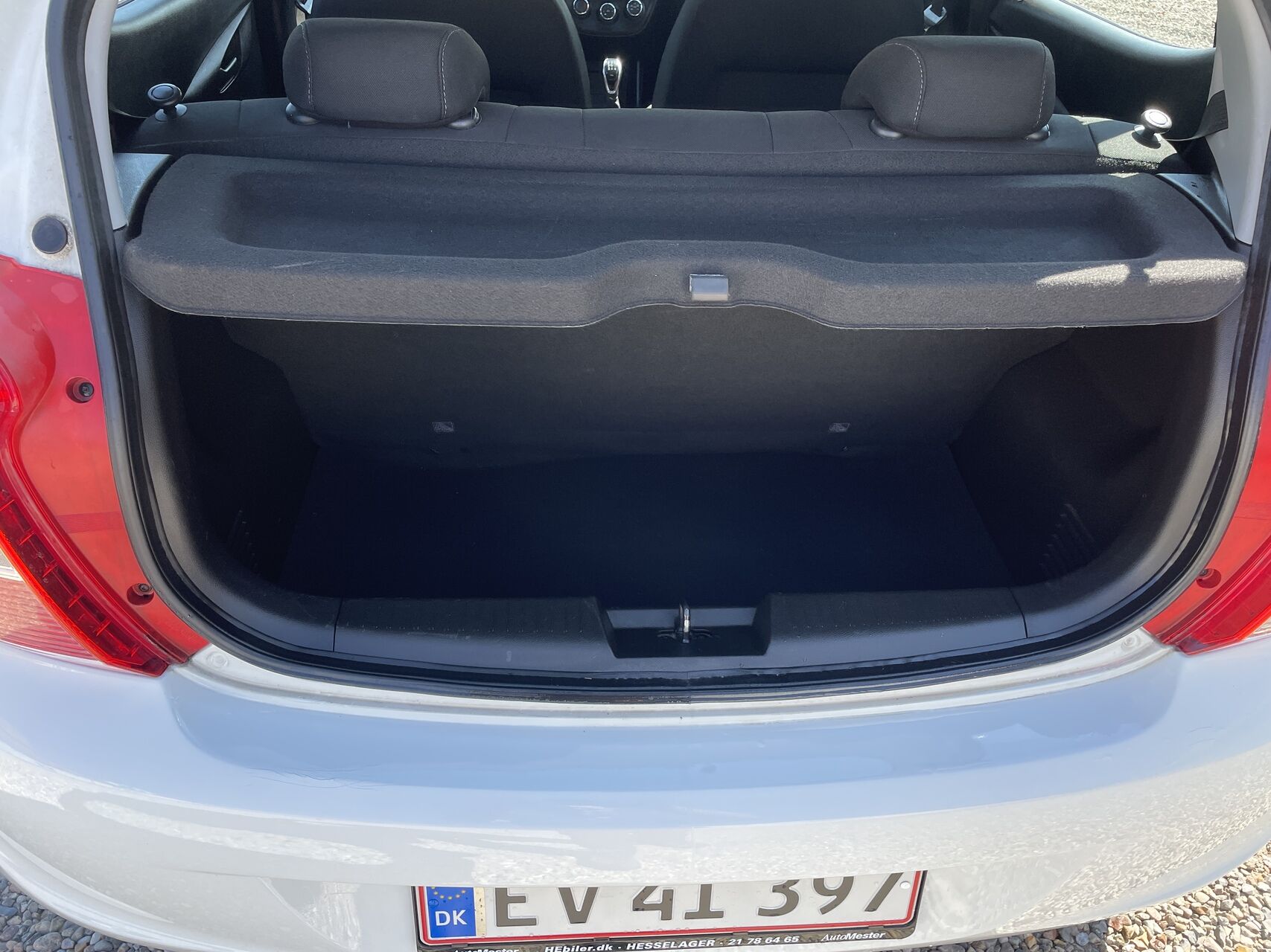 Billede af Opel Karl 1,0 Essentia 75HK 5d