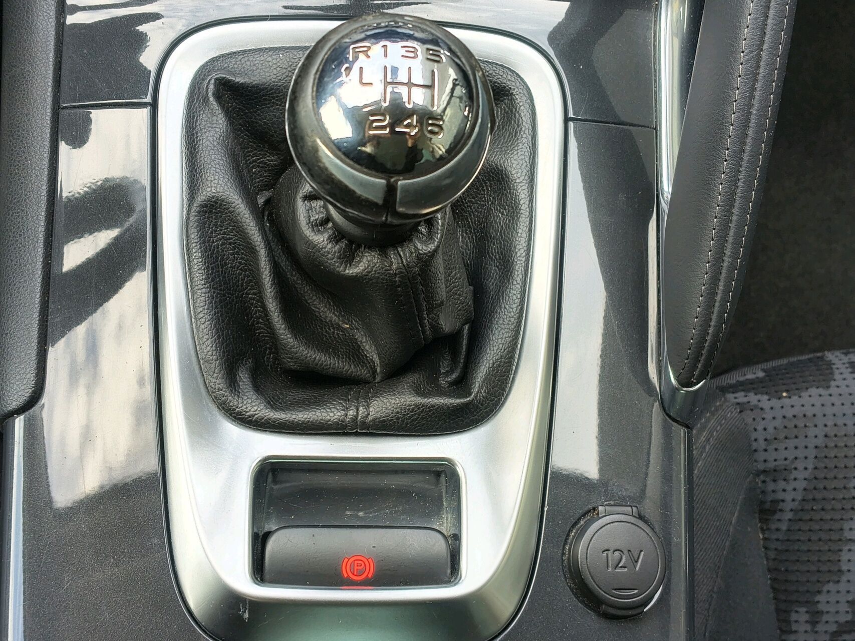 Billede af Peugeot 3008 1,6 HDI Active 112HK 6g