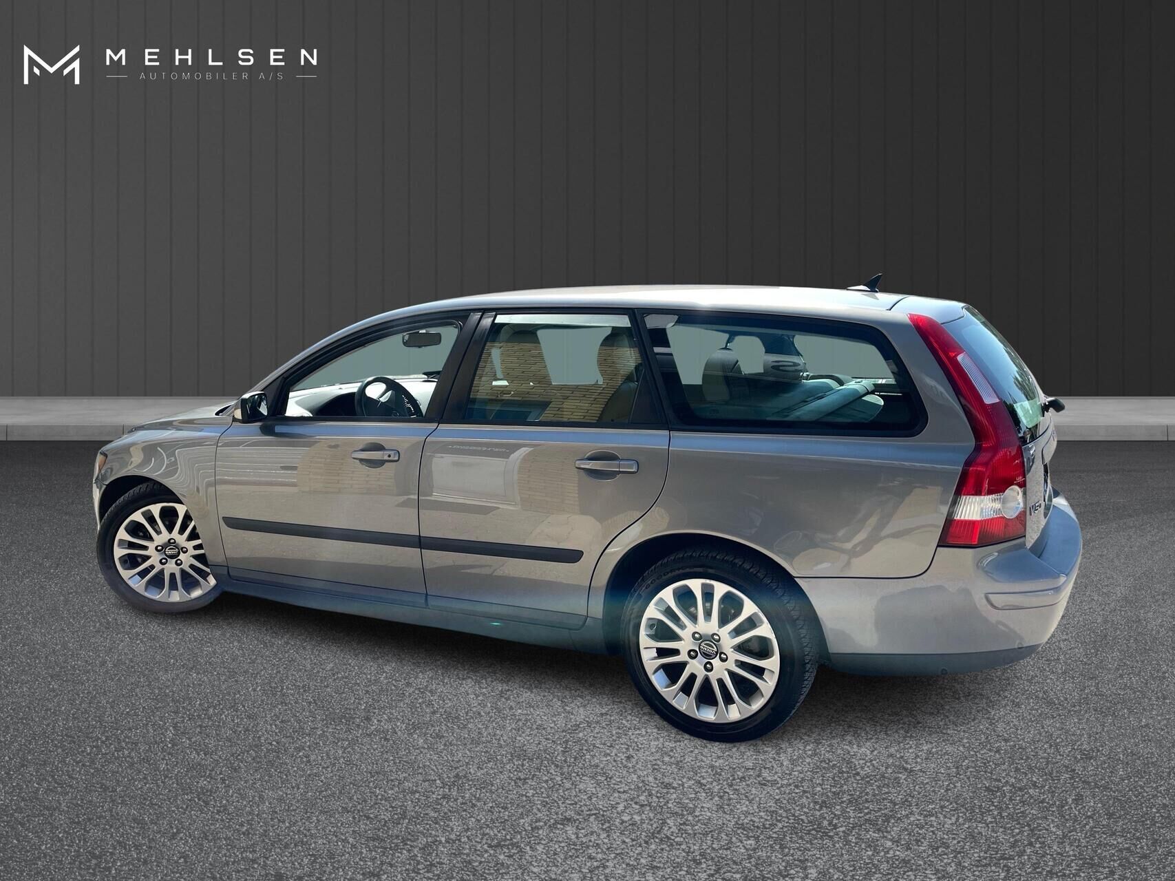 Billede af Volvo V50 2,4 Momentum 140HK Stc