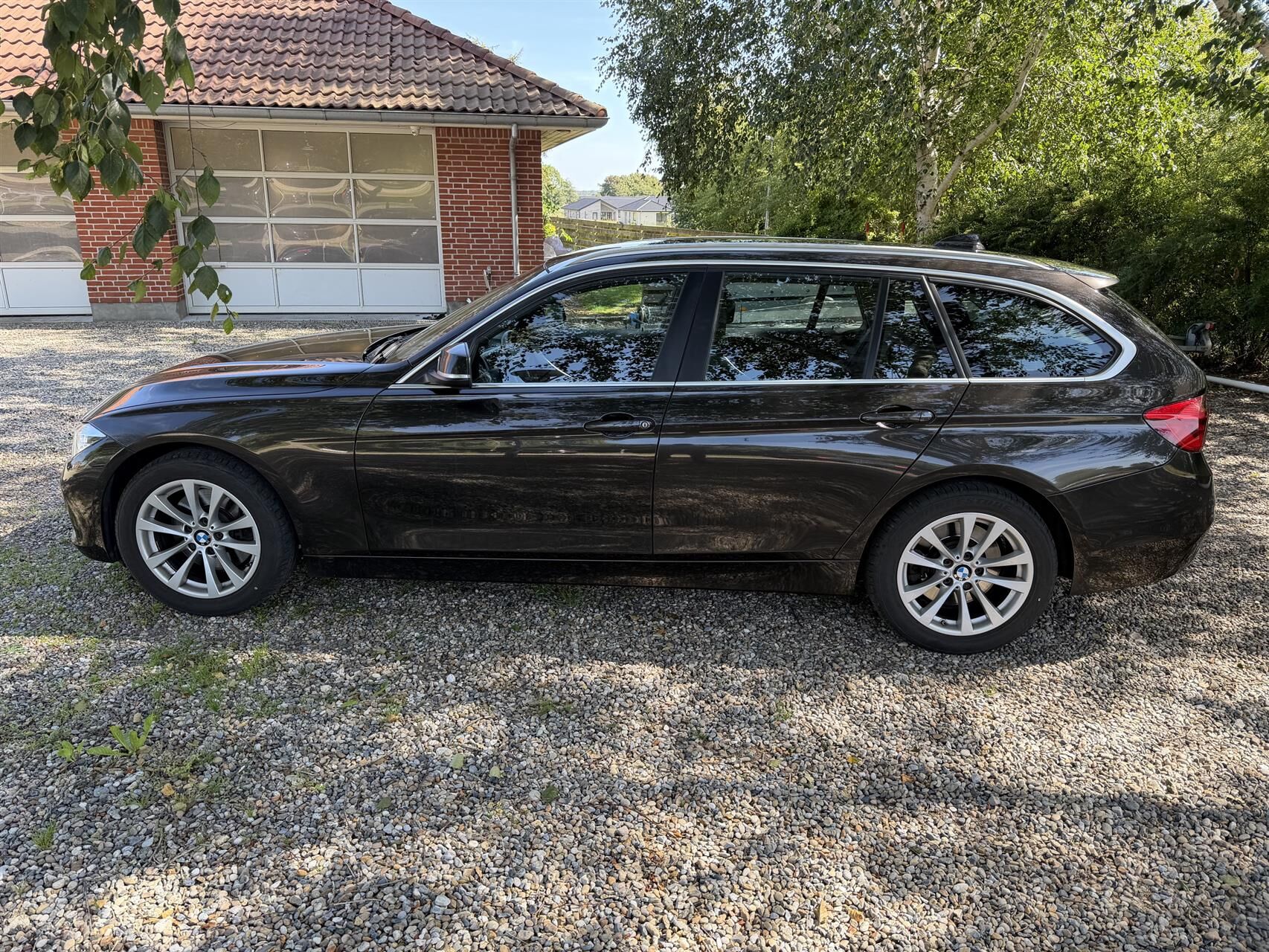 Billede af BMW 330d Touring 3,0 D Steptronic 258HK Stc 8g Aut.