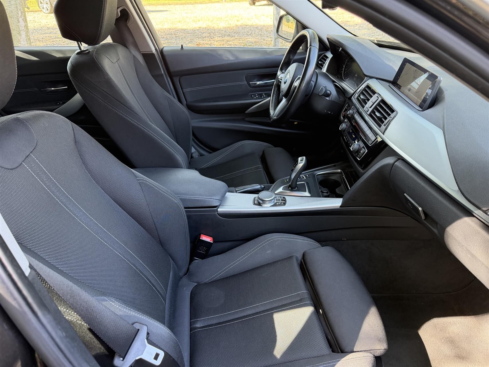 Billede af BMW 330d Touring 3,0 D Steptronic 258HK Stc 8g Aut.