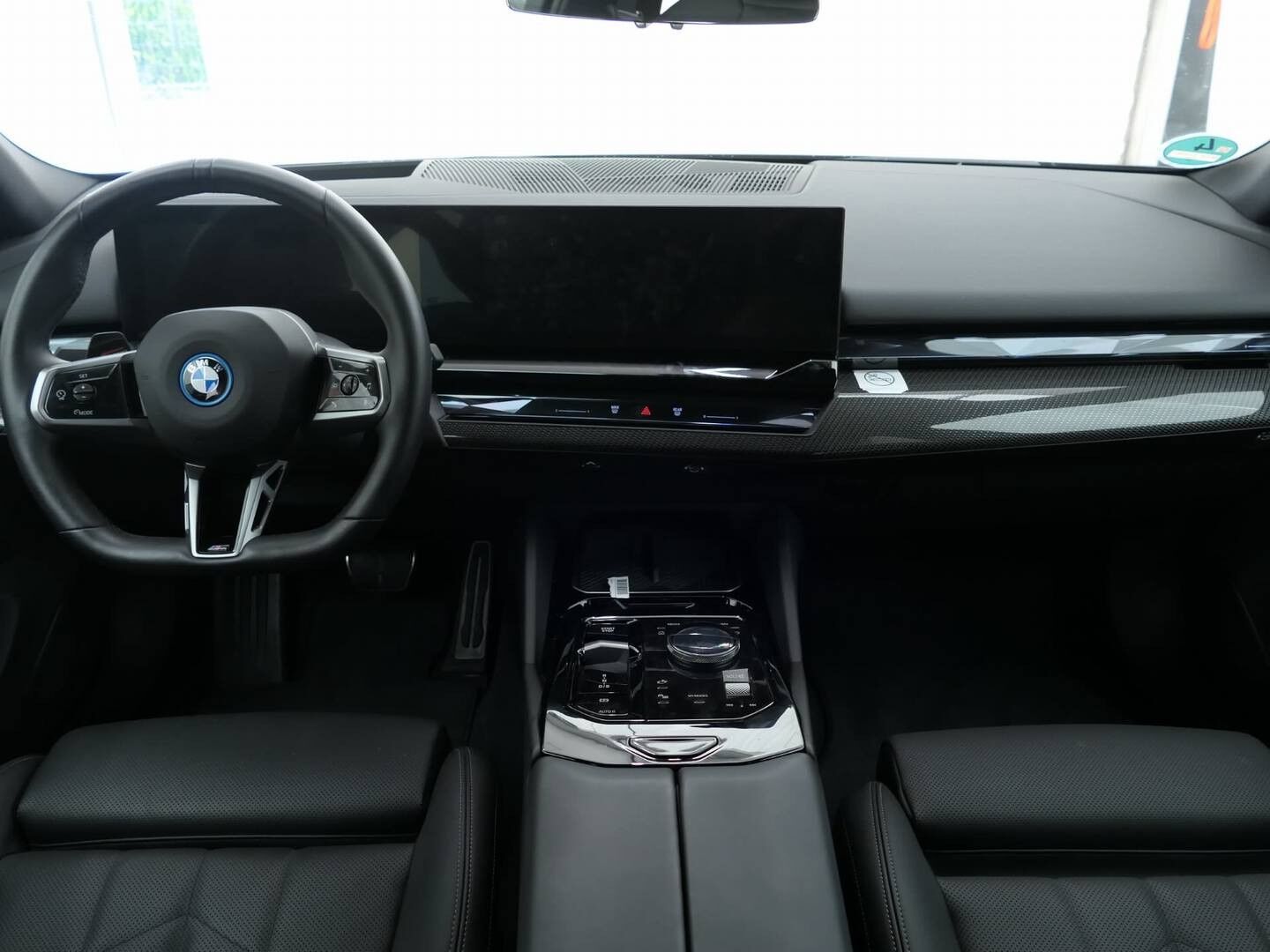 Billede af BMW i5 eDrive40 Touring Fully Charged M Sport 340HK Stc Aut. 