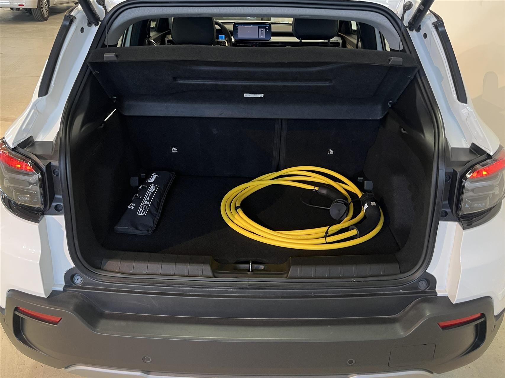 Billede af Jeep Avenger EL Altitude 156HK 5d Aut.