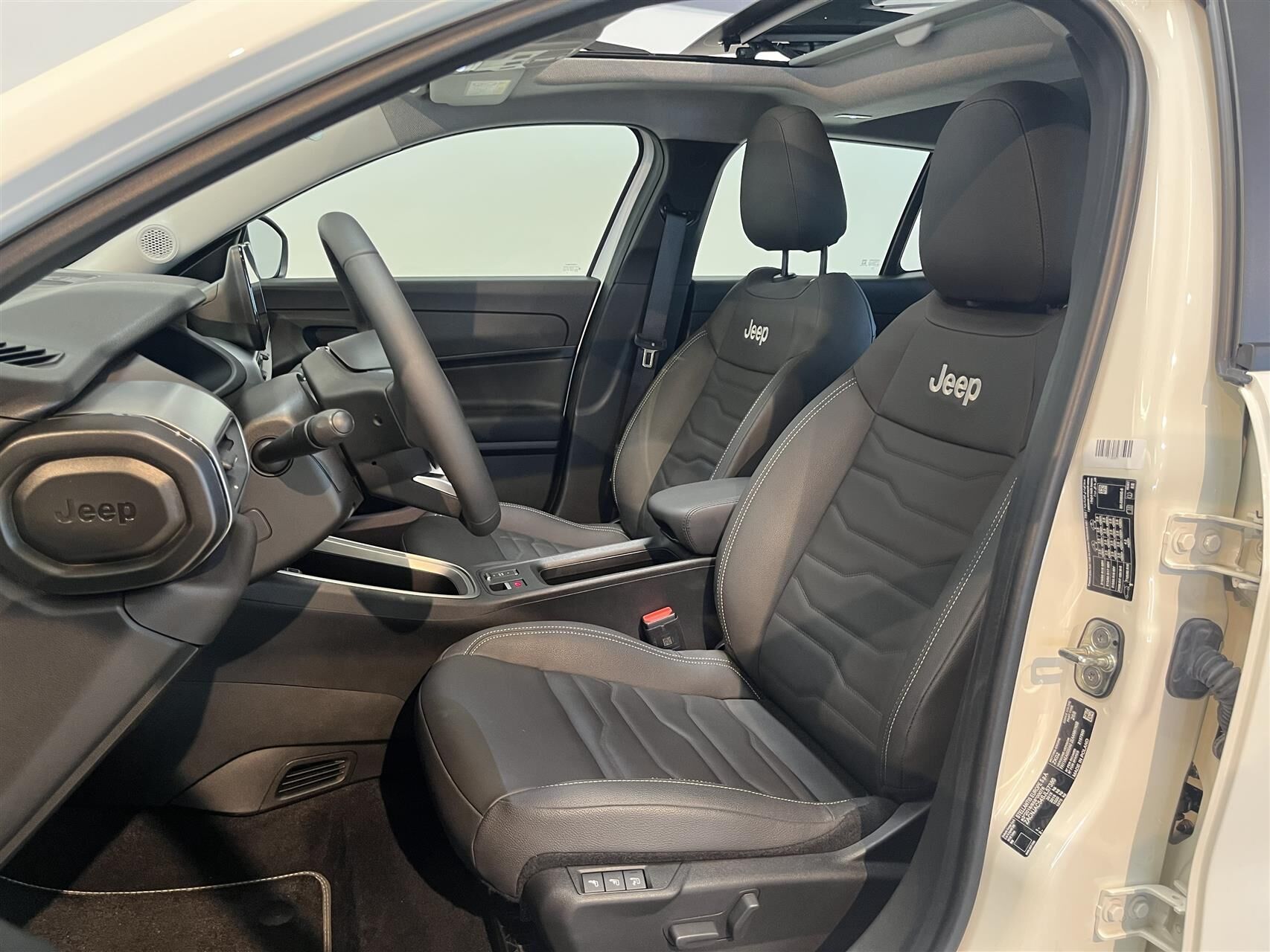 Billede af Jeep Avenger EL Altitude 156HK 5d Aut.