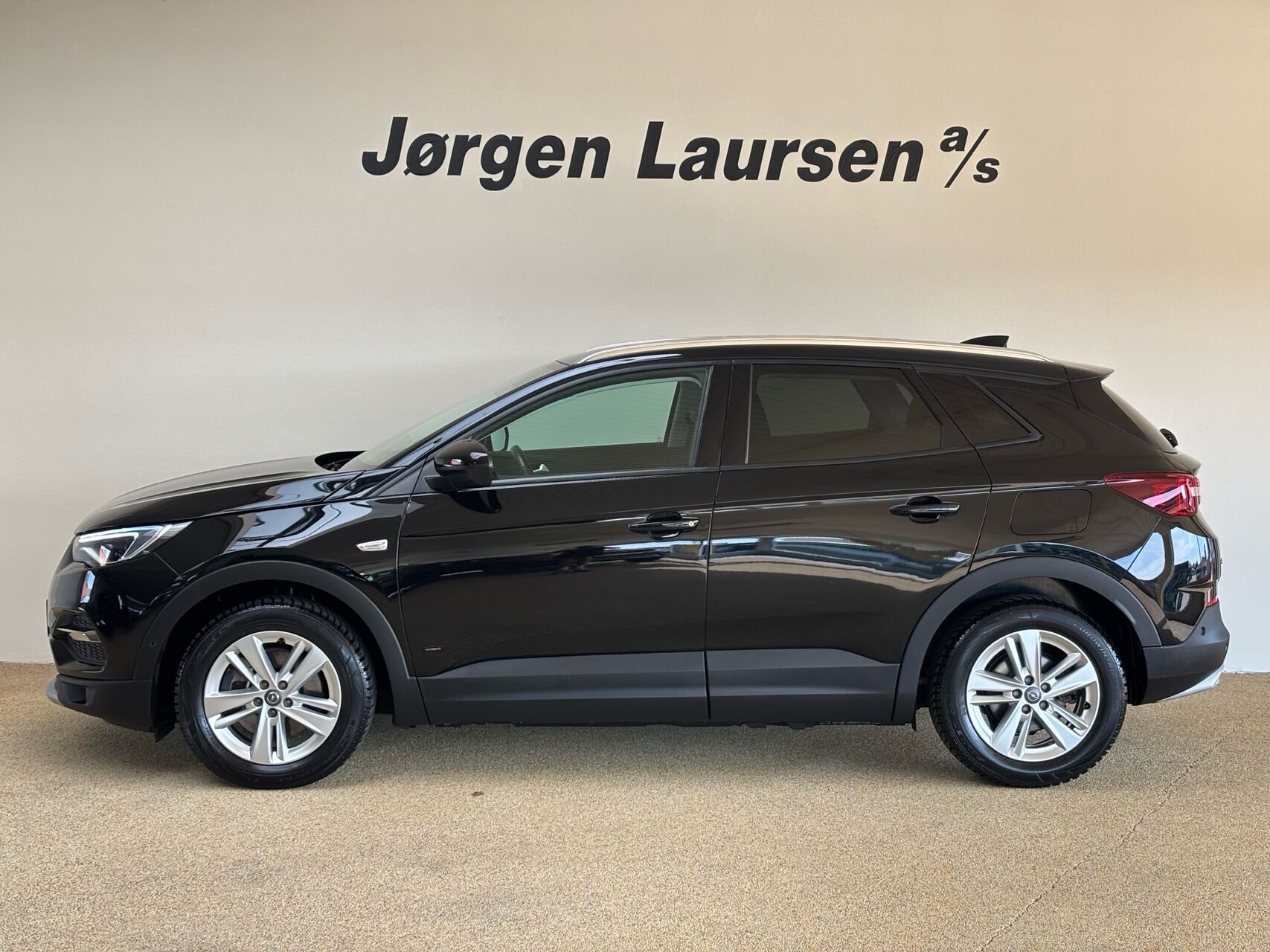 Billede af Opel Grandland X 1,6 PHEV  Plugin-hybrid Cosmo Prestige Pack 225HK 5d 8g Aut.