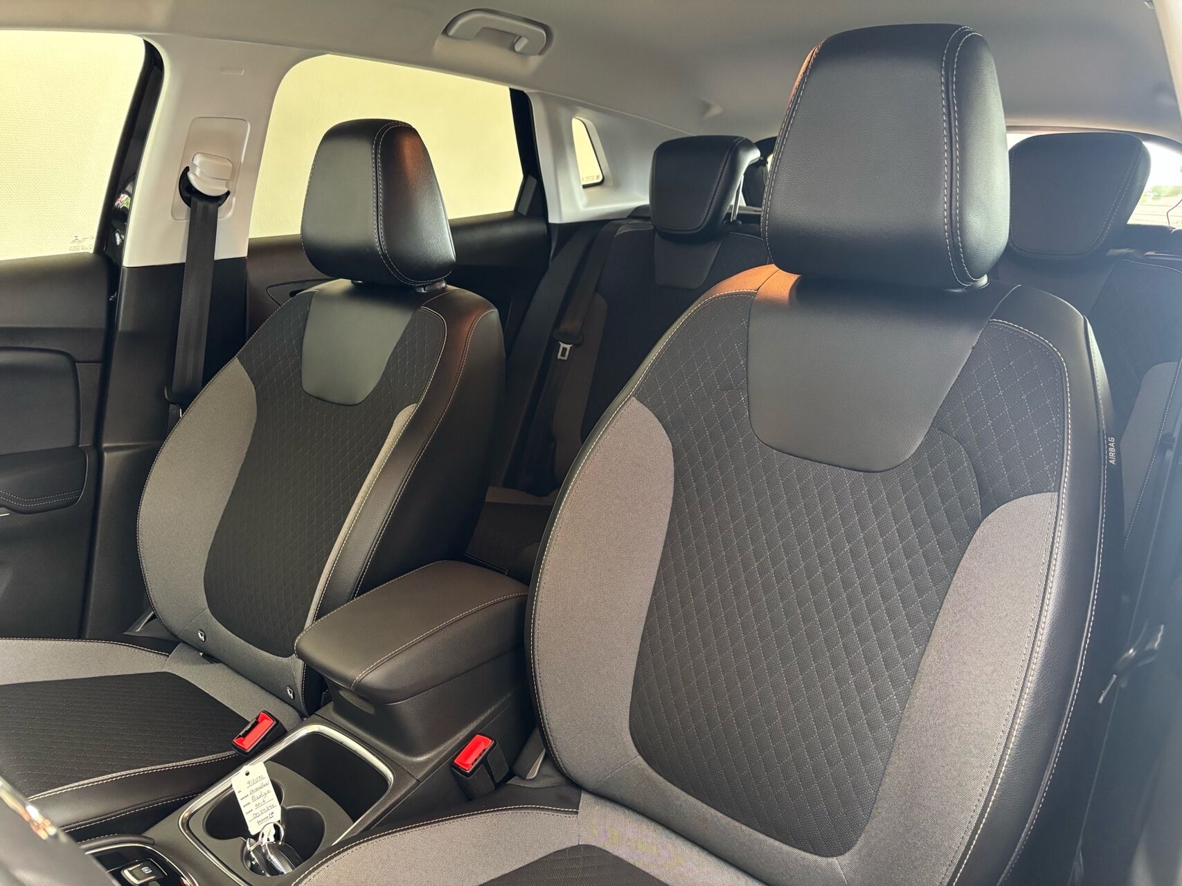 Billede af Opel Grandland X 1,6 PHEV  Plugin-hybrid Cosmo Prestige Pack 225HK 5d 8g Aut.