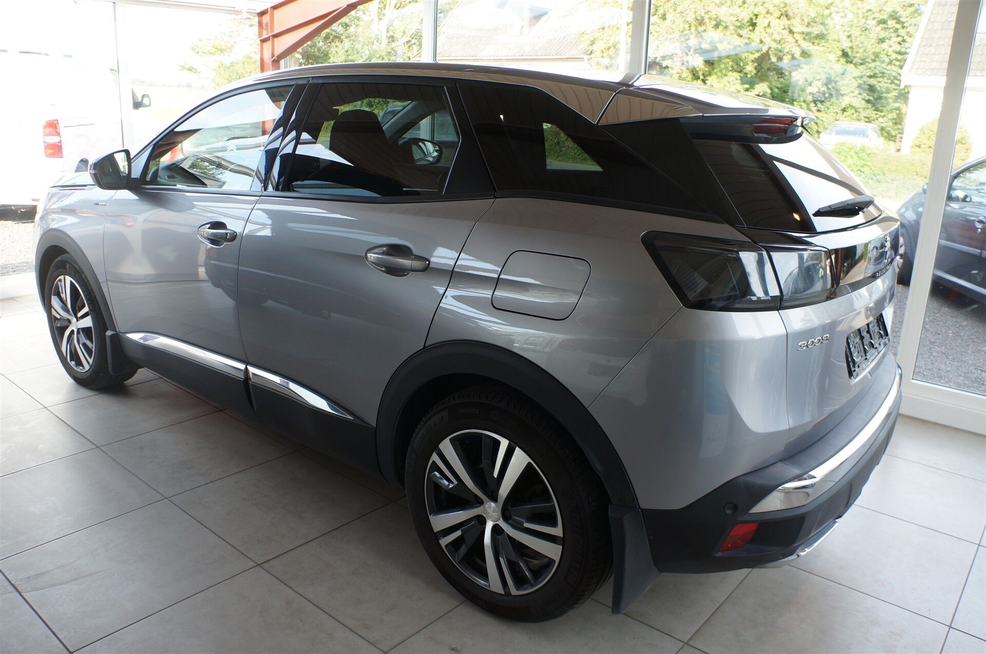 Billede af Peugeot 3008 1,6 PureTech  Plugin-hybrid Allure Pack EAT8 225HK 5d 8g Aut.