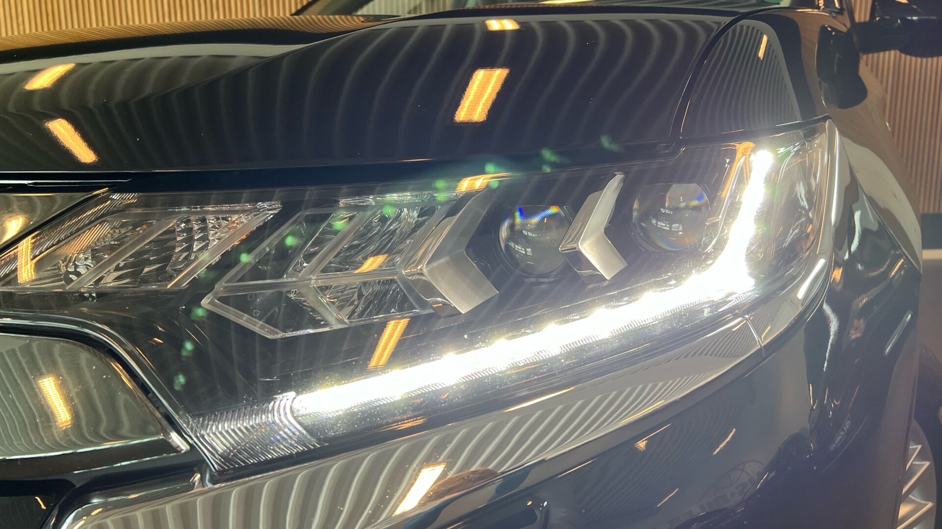 Billede af Mitsubishi Outlander 2,4 PHEV  Plugin-hybrid Limited 4WD 224HK 5d 6g Trinl. Gear