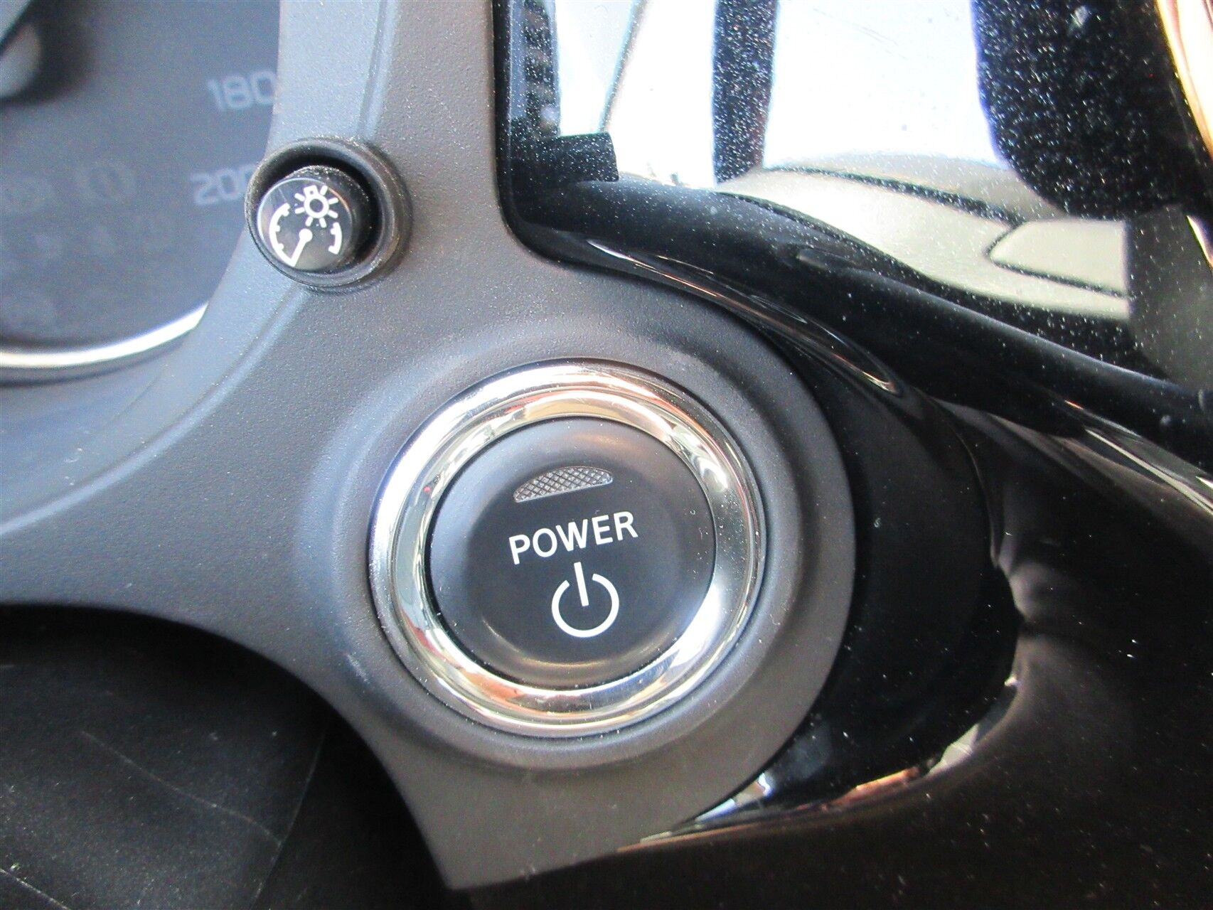 Billede af Mitsubishi Outlander 2,4 PHEV  Plugin-hybrid Limited 4WD 224HK 5d 6g Trinl. Gear
