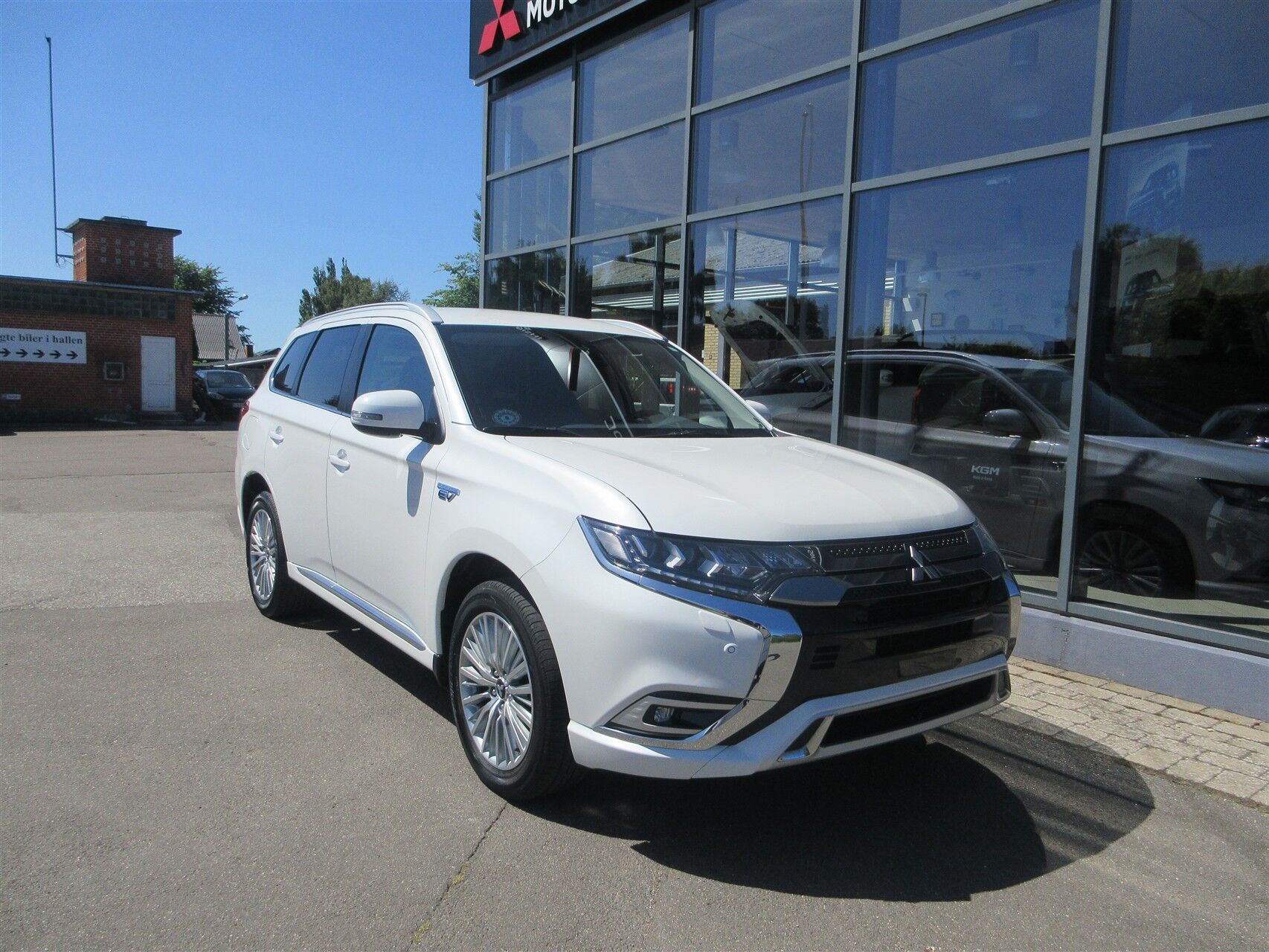 Billede af Mitsubishi Outlander 2,4 PHEV  Plugin-hybrid Limited 4WD 224HK 5d 6g Trinl. Gear