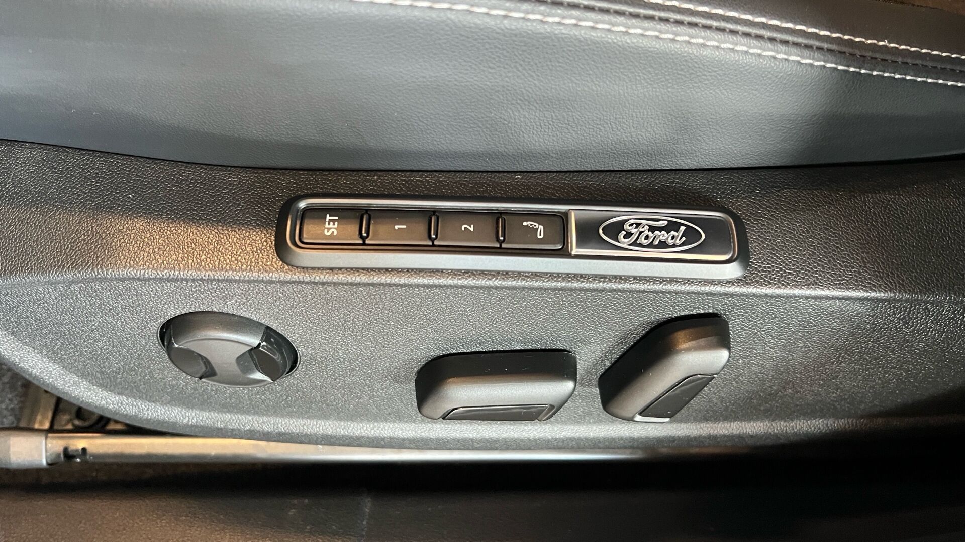 Billede af Ford Capri EL UR Select AWD 340HK 5d Aut.