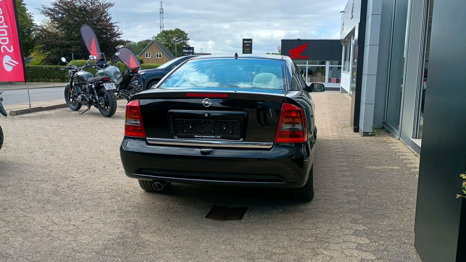 Billede af Opel Astra 2,2 147HK 2d
