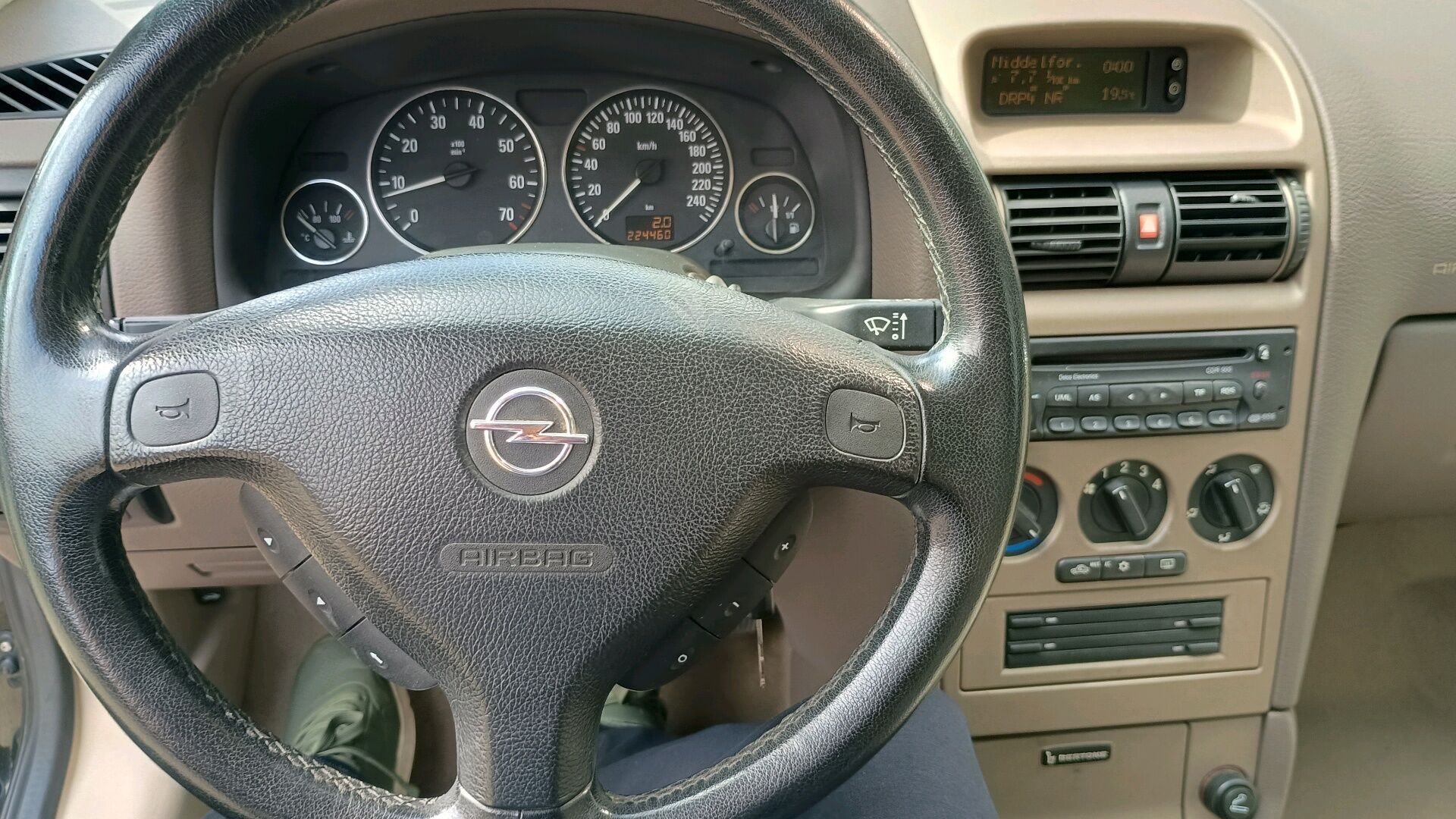 Billede af Opel Astra 2,2 147HK 2d