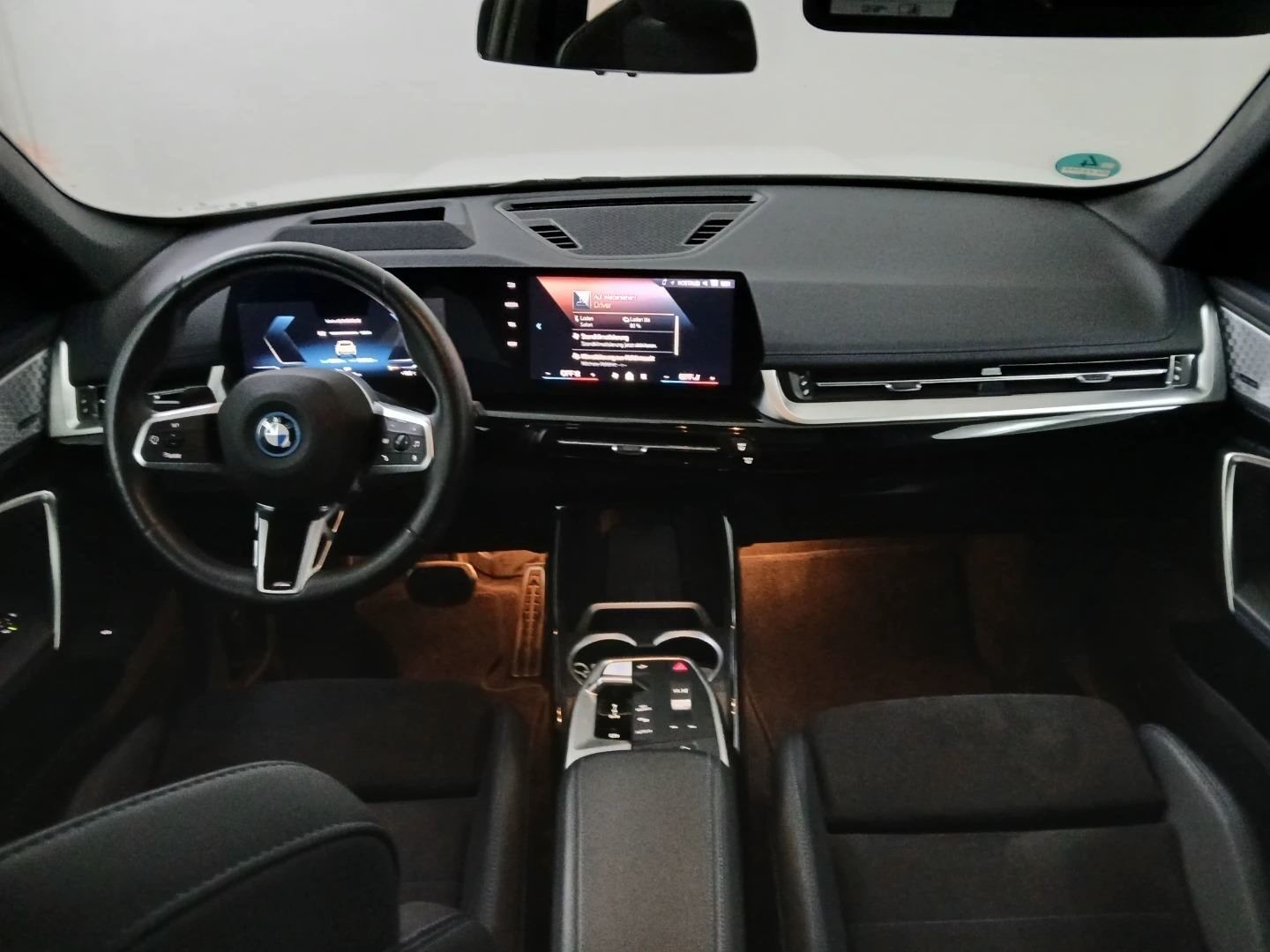 Billede af BMW iX1 eDrive20 Fully Charged M Sport 204HK 5d Aut. 