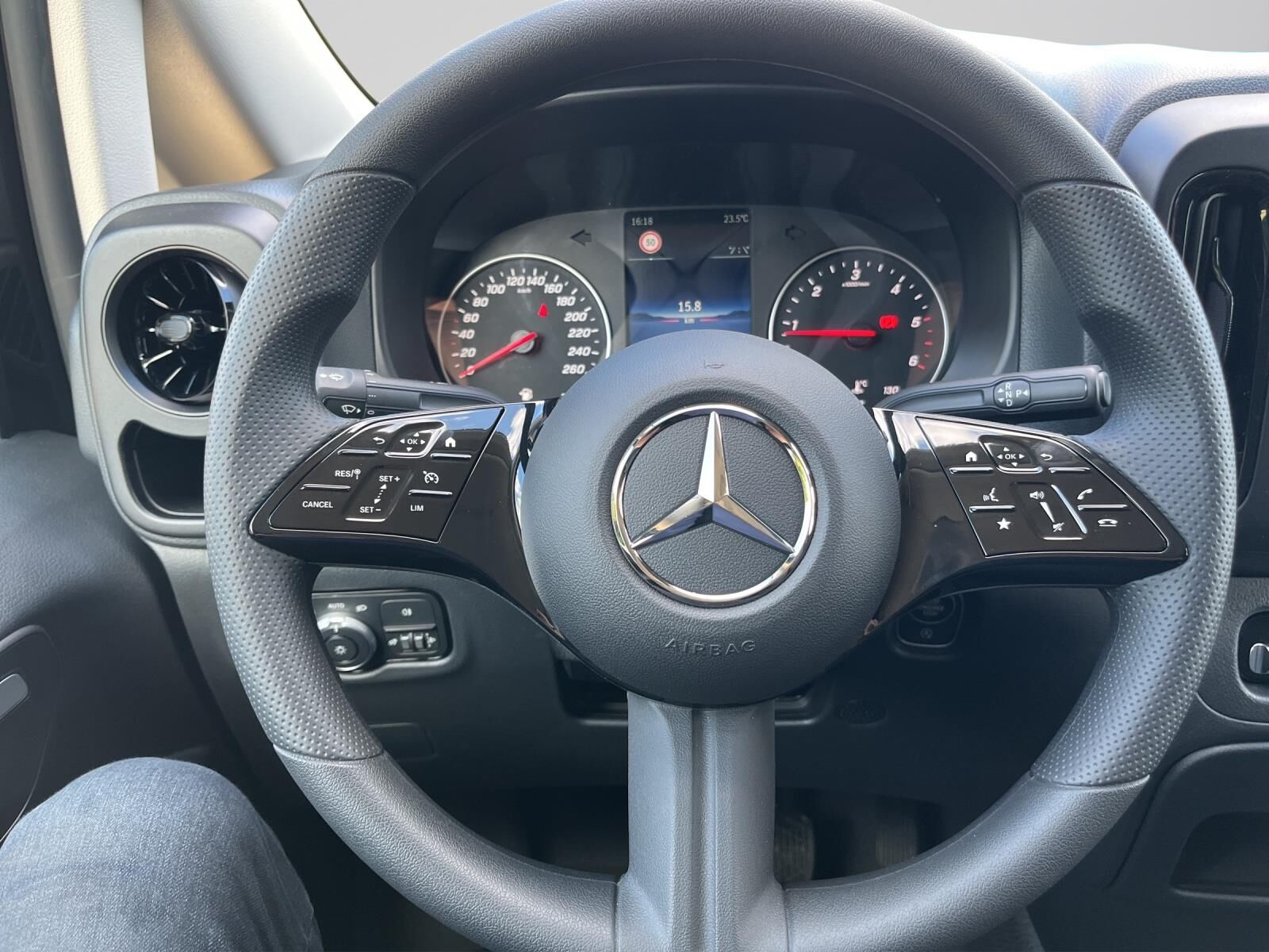 Billede af Mercedes-Benz Vito 114 A2 2,0 CDI Pro 9G-Tronic 136HK Van 9g Aut.