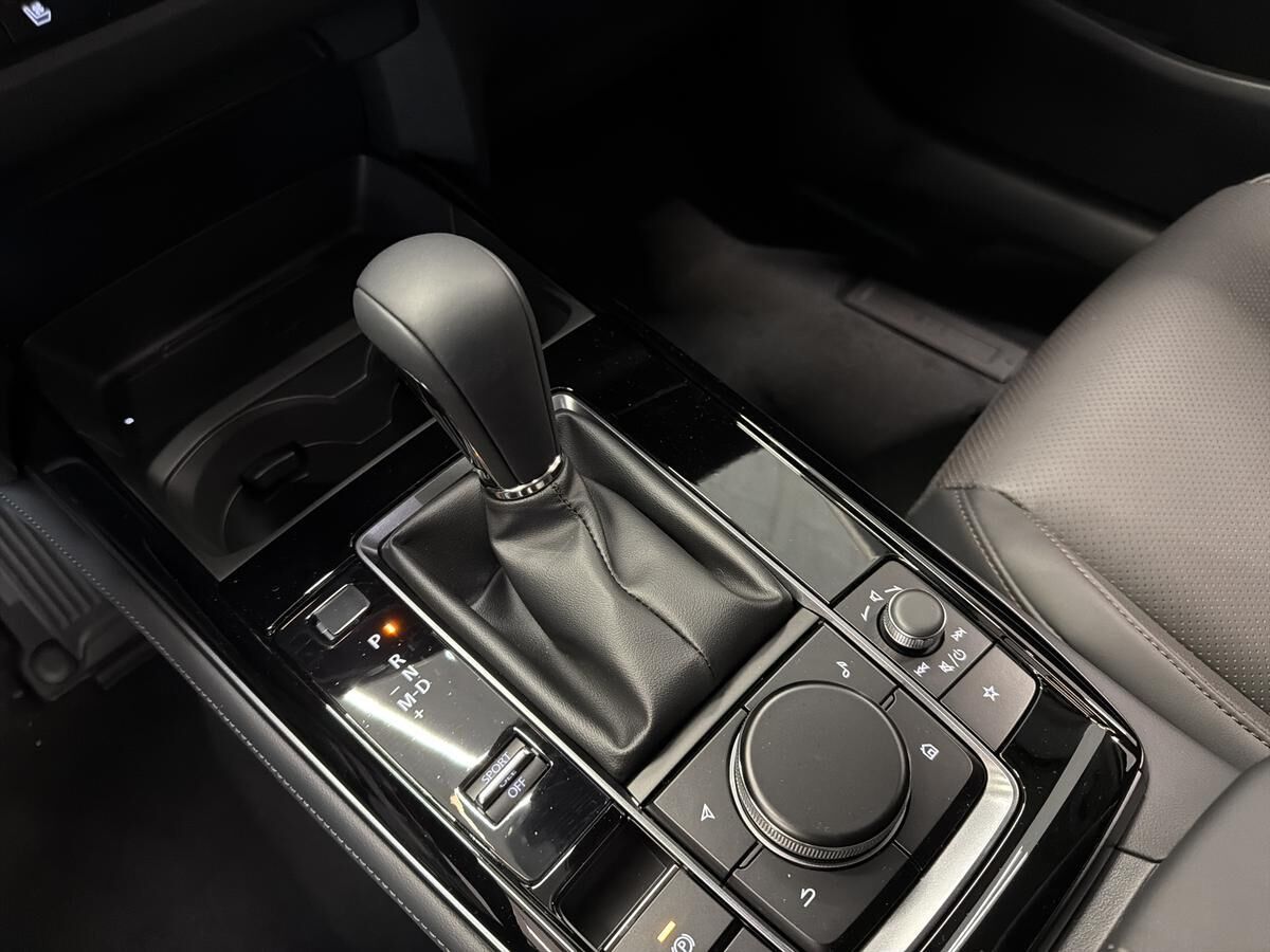 Billede af Mazda CX-30 2,5 e-Skyactiv-G  Mild hybrid Homura Plus 140HK 5d 6g Aut.
