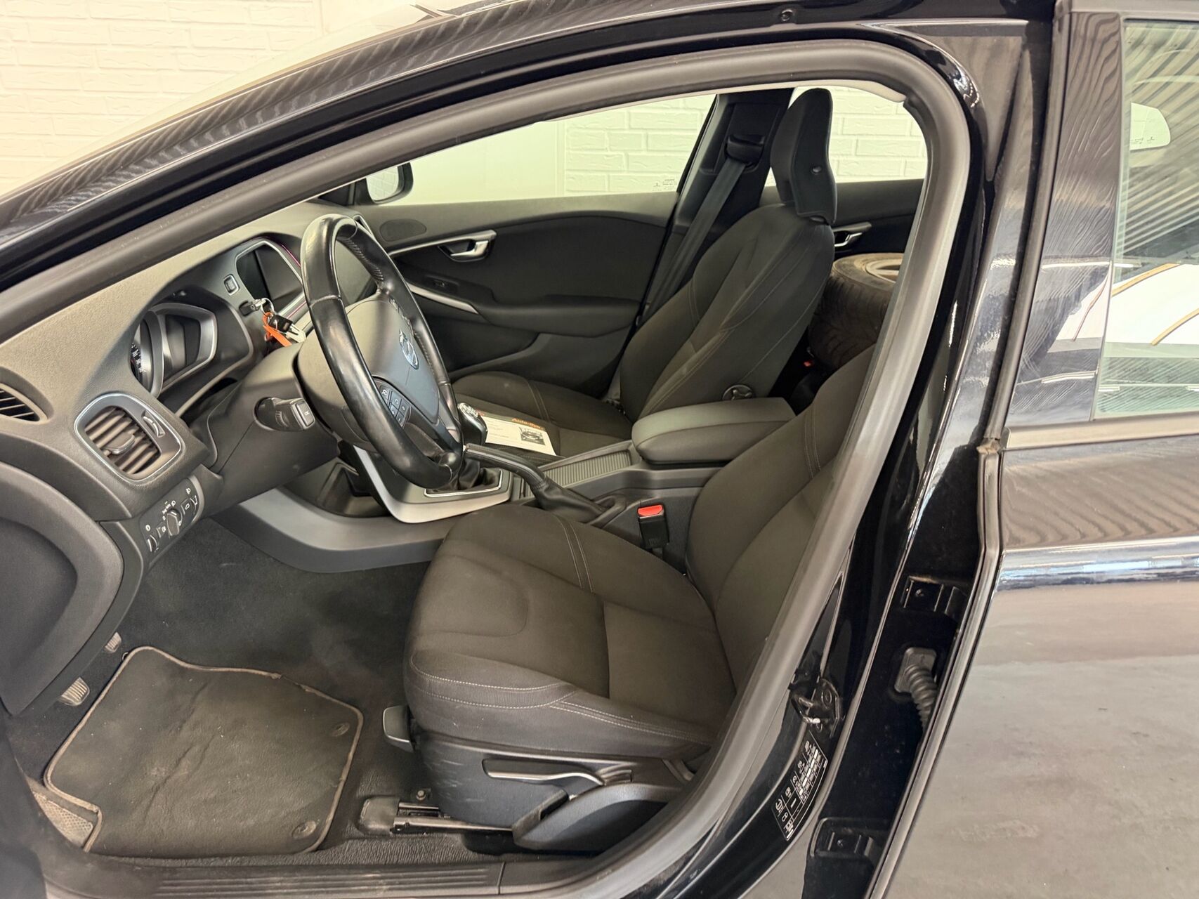 Billede af Volvo V40 1,6 D2 Kinetic 115HK 5d 6g