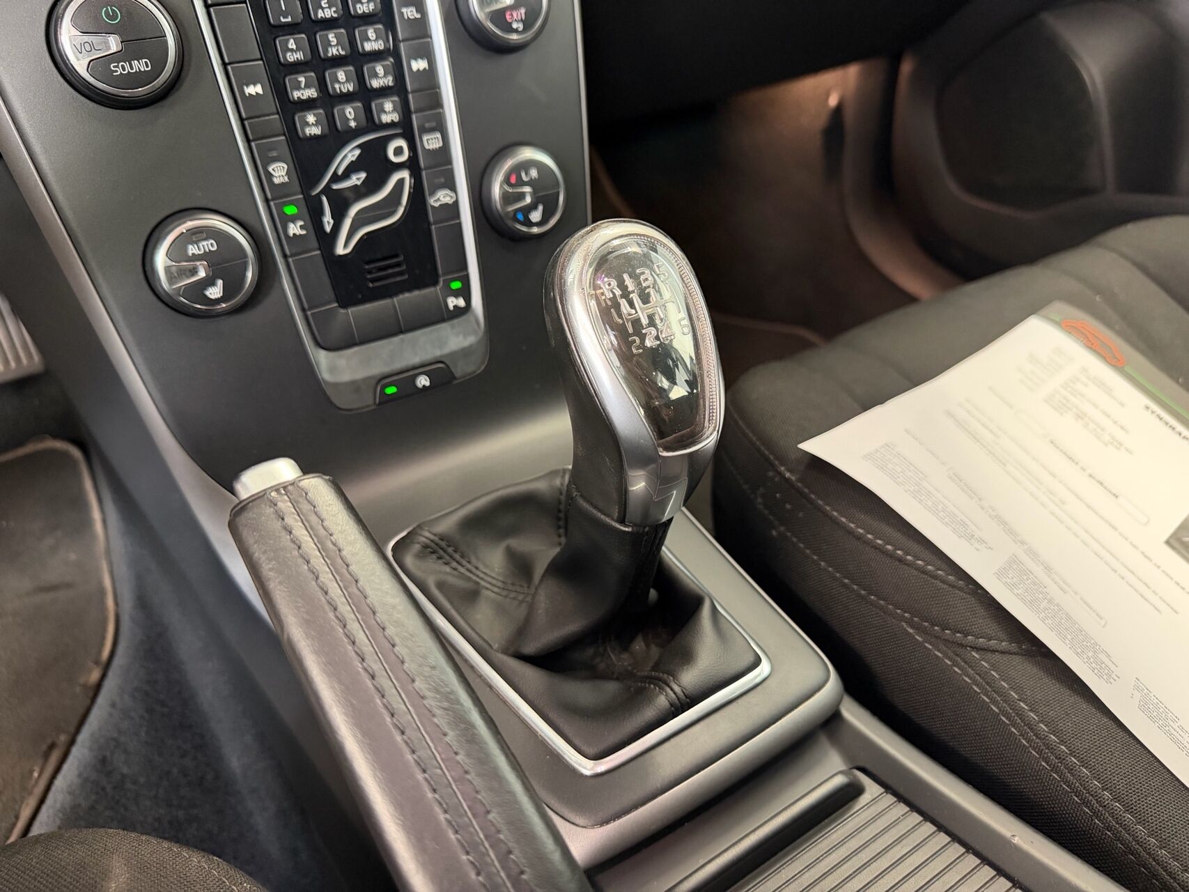 Billede af Volvo V40 1,6 D2 Kinetic 115HK 5d 6g