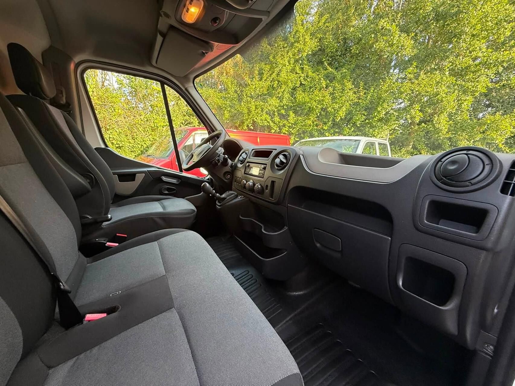 Billede af Renault Master T33 L2H2 2,3 DCI 130HK Van 6g