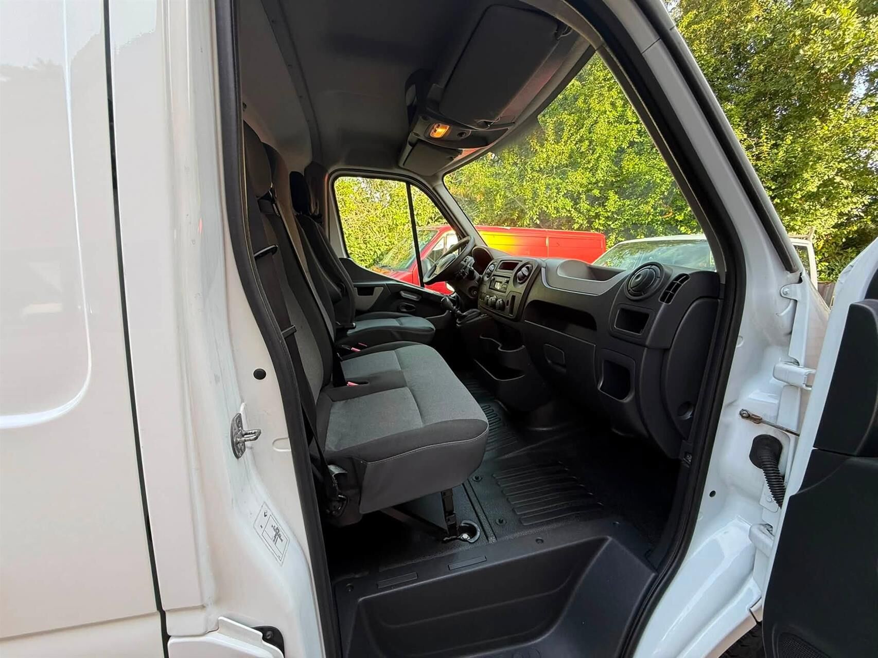 Billede af Renault Master T33 L2H2 2,3 DCI 130HK Van 6g