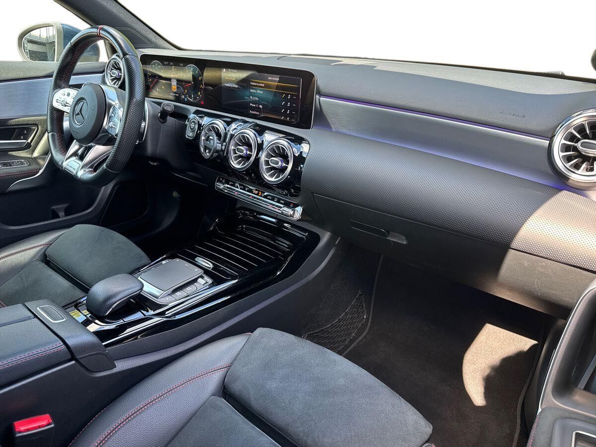 Billede af Mercedes-Benz A35 AMG 2,0 4Matic 7G-DCT 306HK 5d 7g Aut.