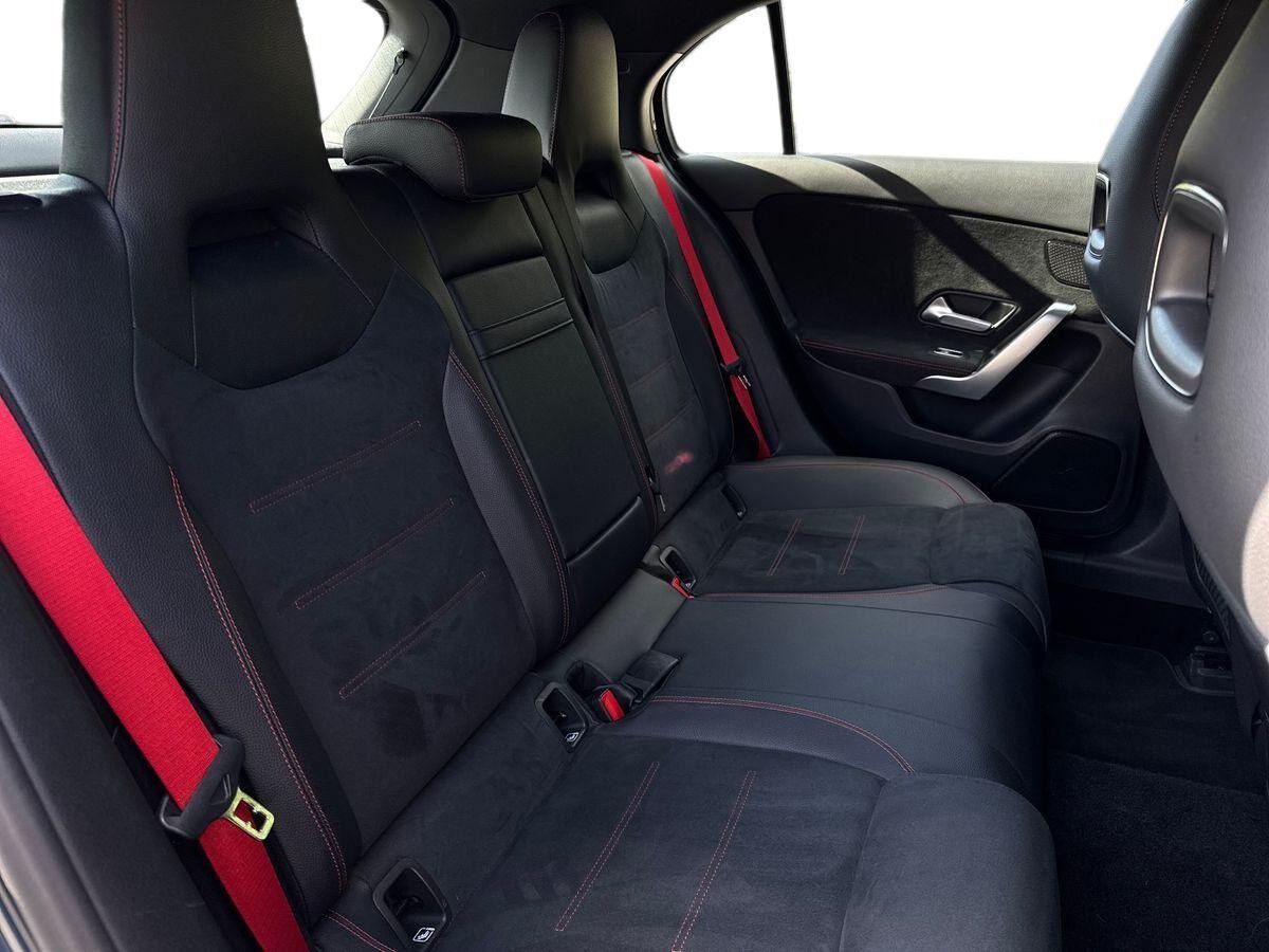 Billede af Mercedes-Benz A35 AMG 2,0 4Matic 7G-DCT 306HK 5d 7g Aut.