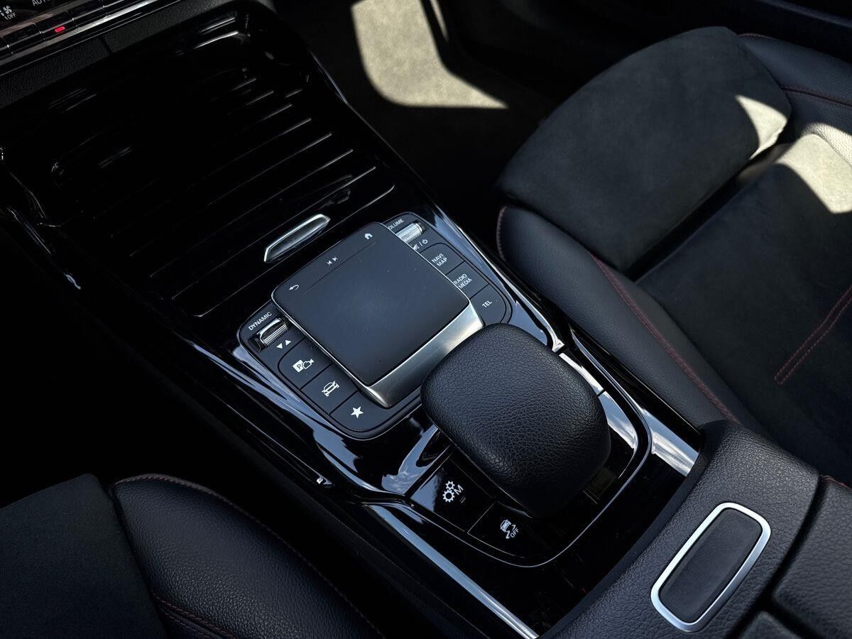 Billede af Mercedes-Benz A35 AMG 2,0 4Matic 7G-DCT 306HK 5d 7g Aut.