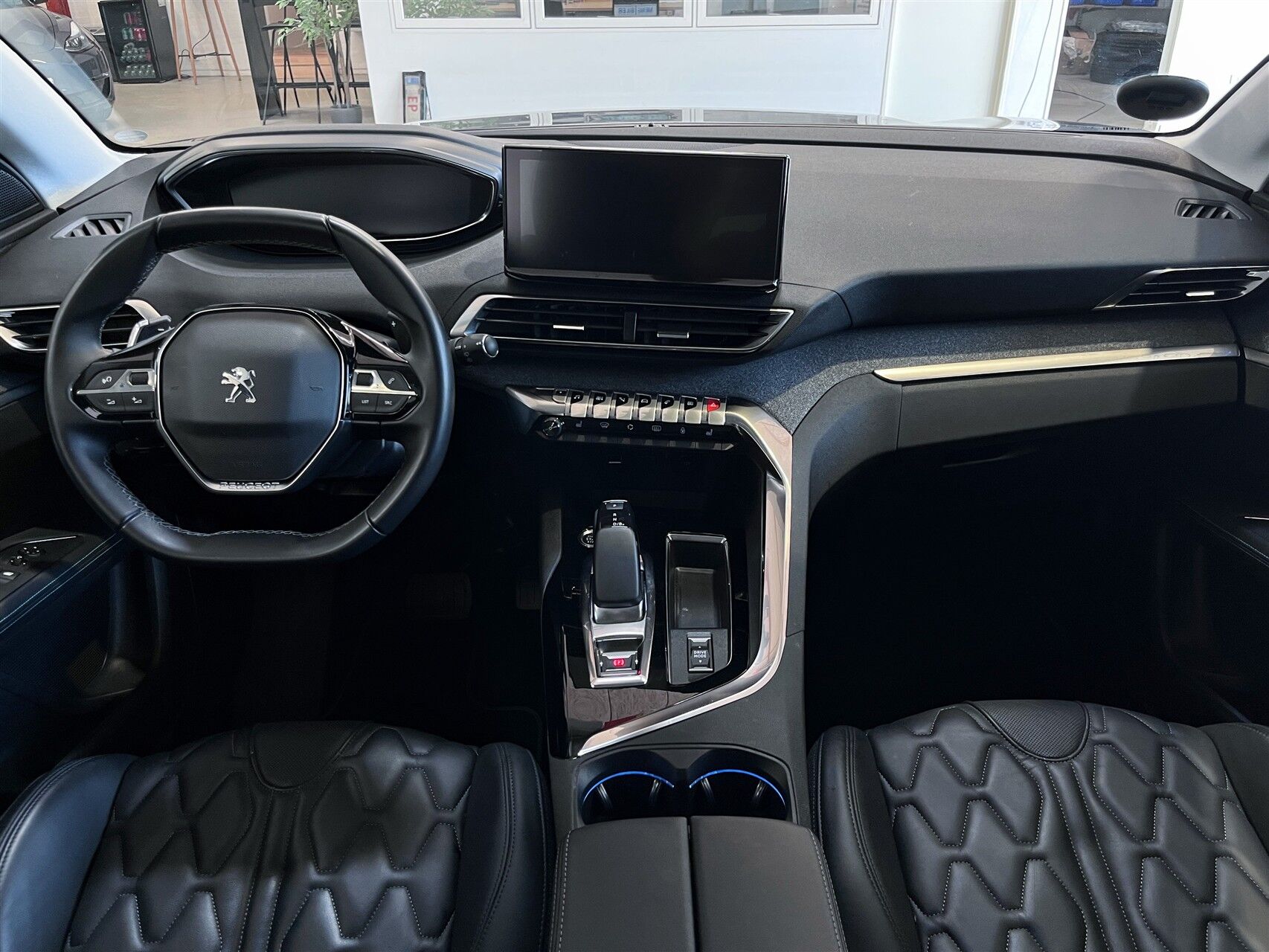 Billede af Peugeot 3008 1,6 PureTech  Plugin-hybrid Allure Pack LTD EAT8 225HK 5d 8g Aut.