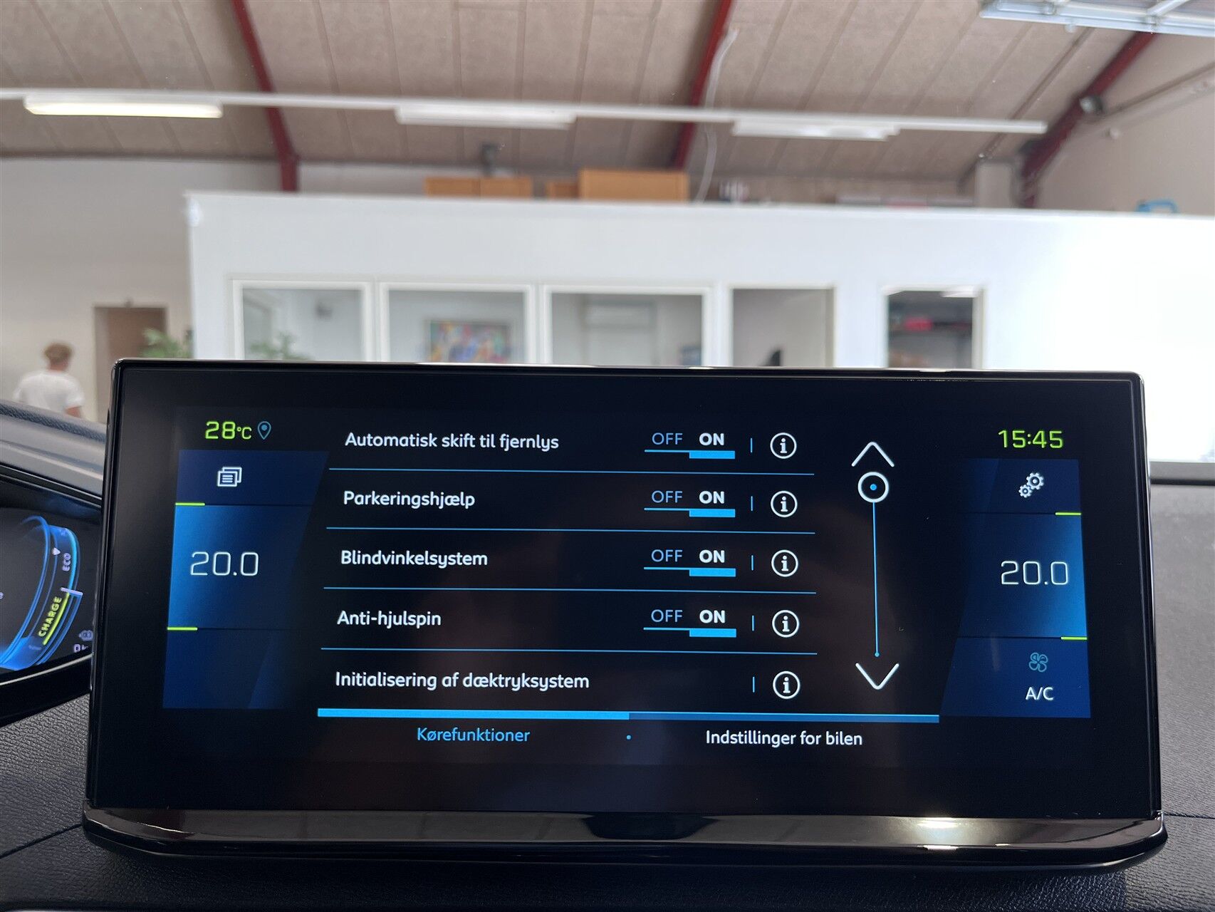 Billede af Peugeot 3008 1,6 PureTech  Plugin-hybrid Allure Pack LTD EAT8 225HK 5d 8g Aut.
