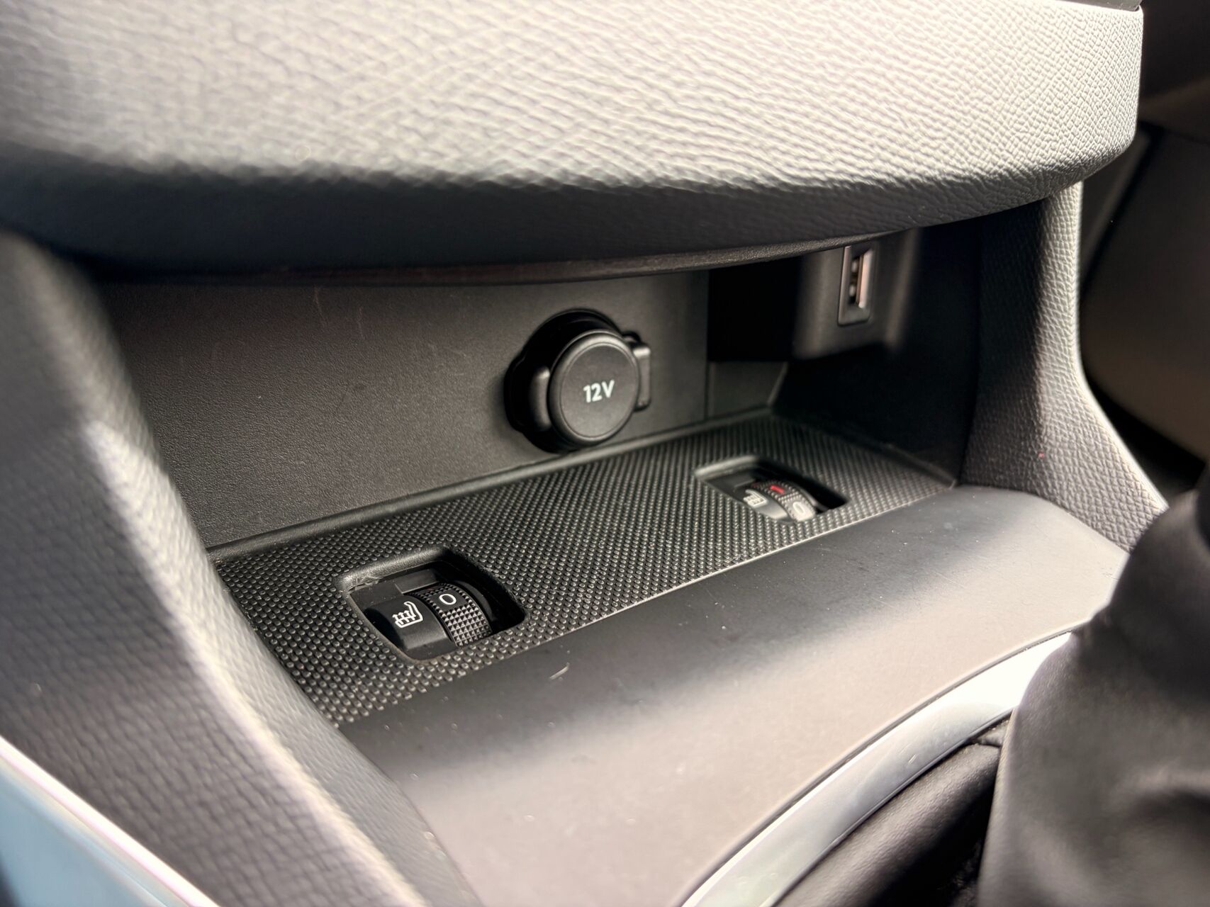 Billede af Peugeot 308 1,5 BlueHDi Selection Sky EAT6 130HK 5d 6g Aut.