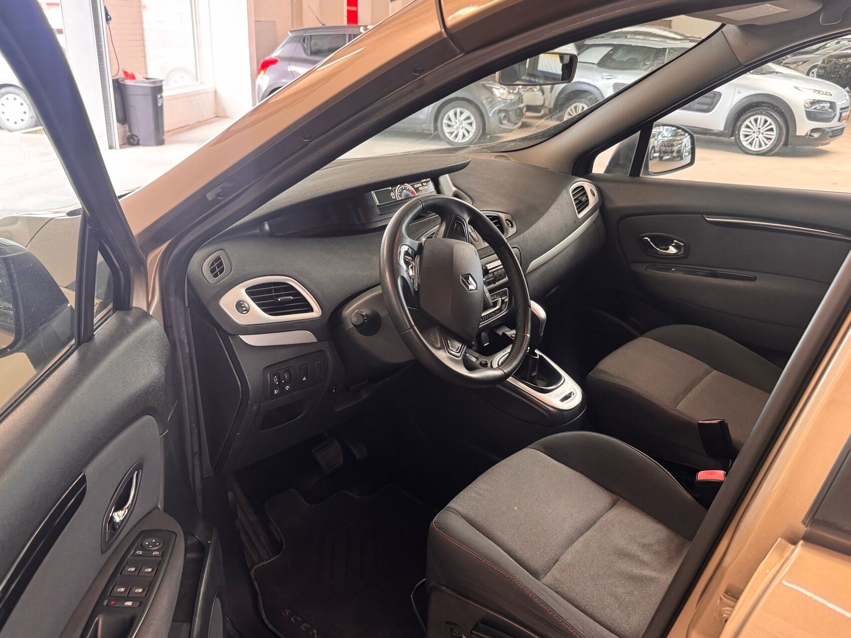 Billede af Renault Scénic 1,5 DCI FAP Expression EDC 110HK 6g Aut.