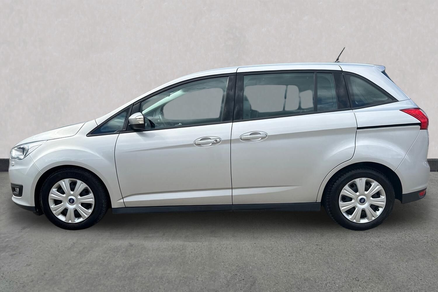 Billede af Ford Grand C-MAX 1,5 TDCi Business 120HK 6g Aut.