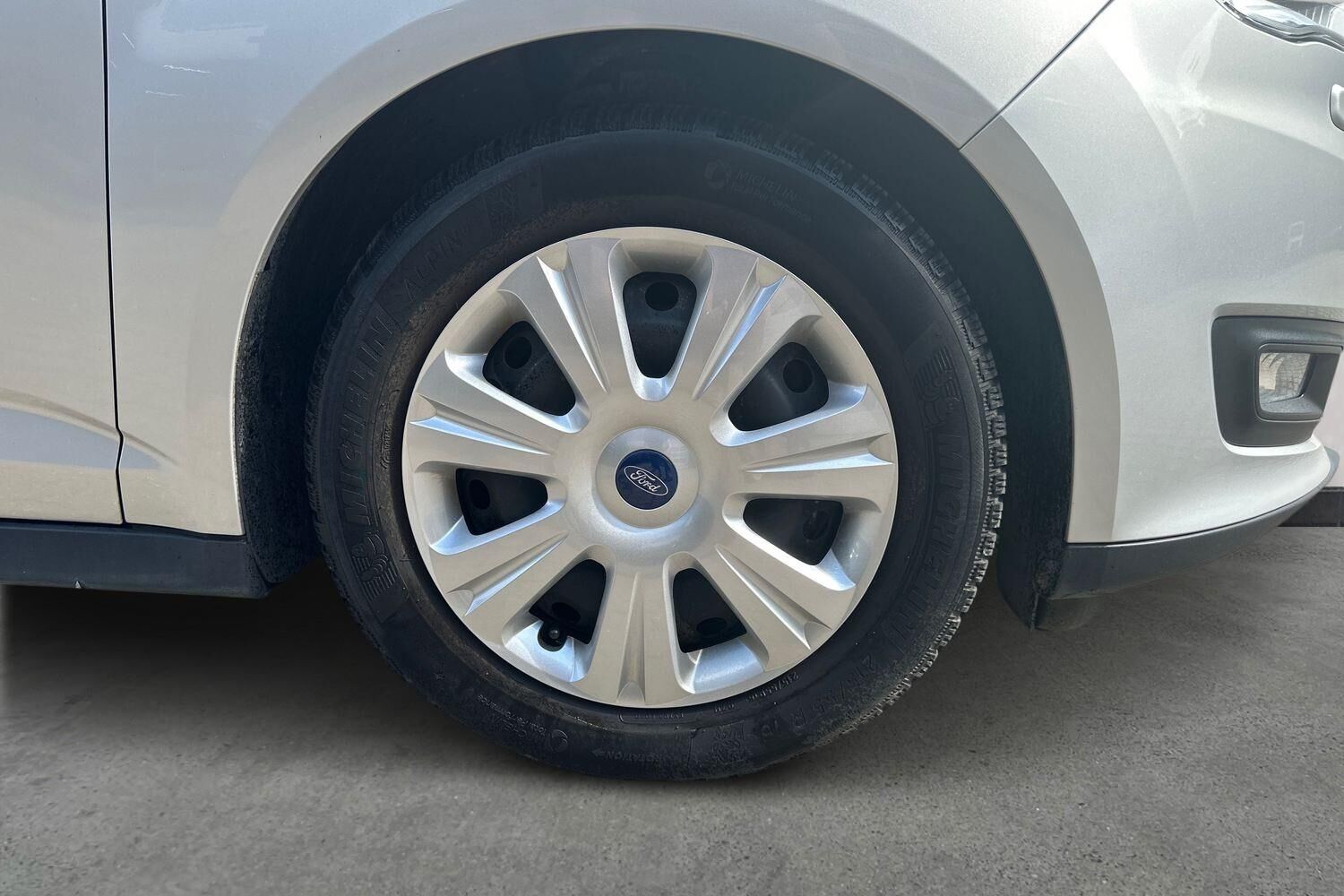 Billede af Ford Grand C-MAX 1,5 TDCi Business 120HK 6g Aut.