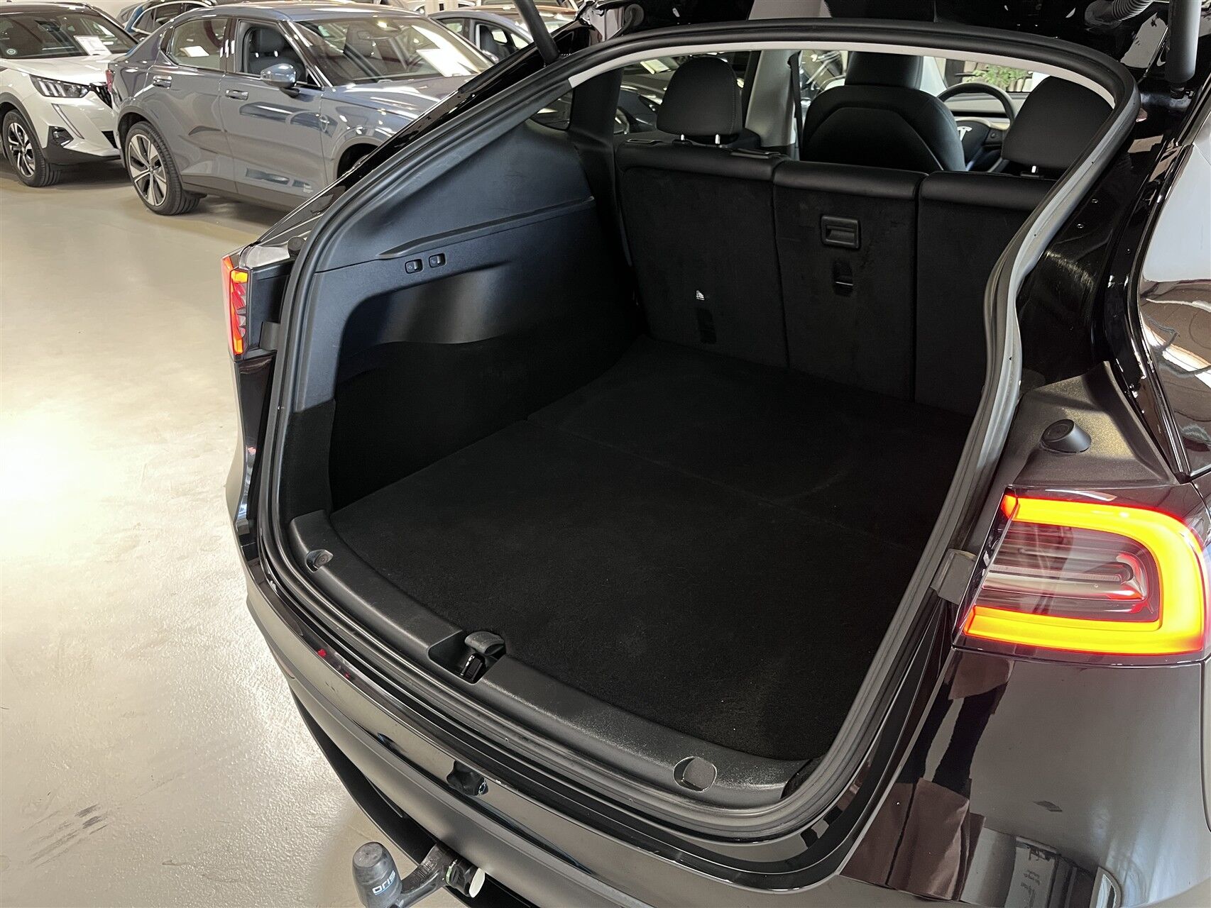 Billede af Tesla Model Y EL RWD 299HK 5d Aut.