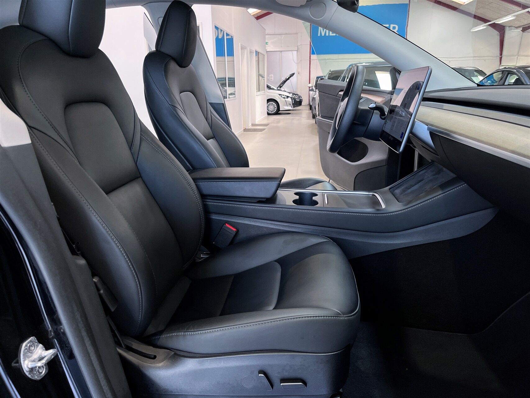 Billede af Tesla Model Y EL RWD 299HK 5d Aut.