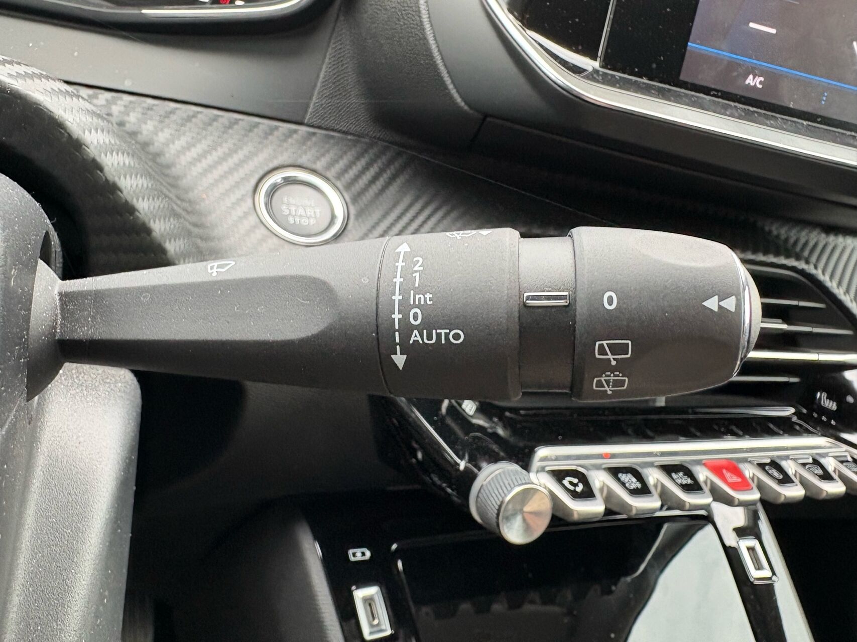 Billede af Peugeot 208 1,2 PureTech Supreme+ 100HK 5d 6g