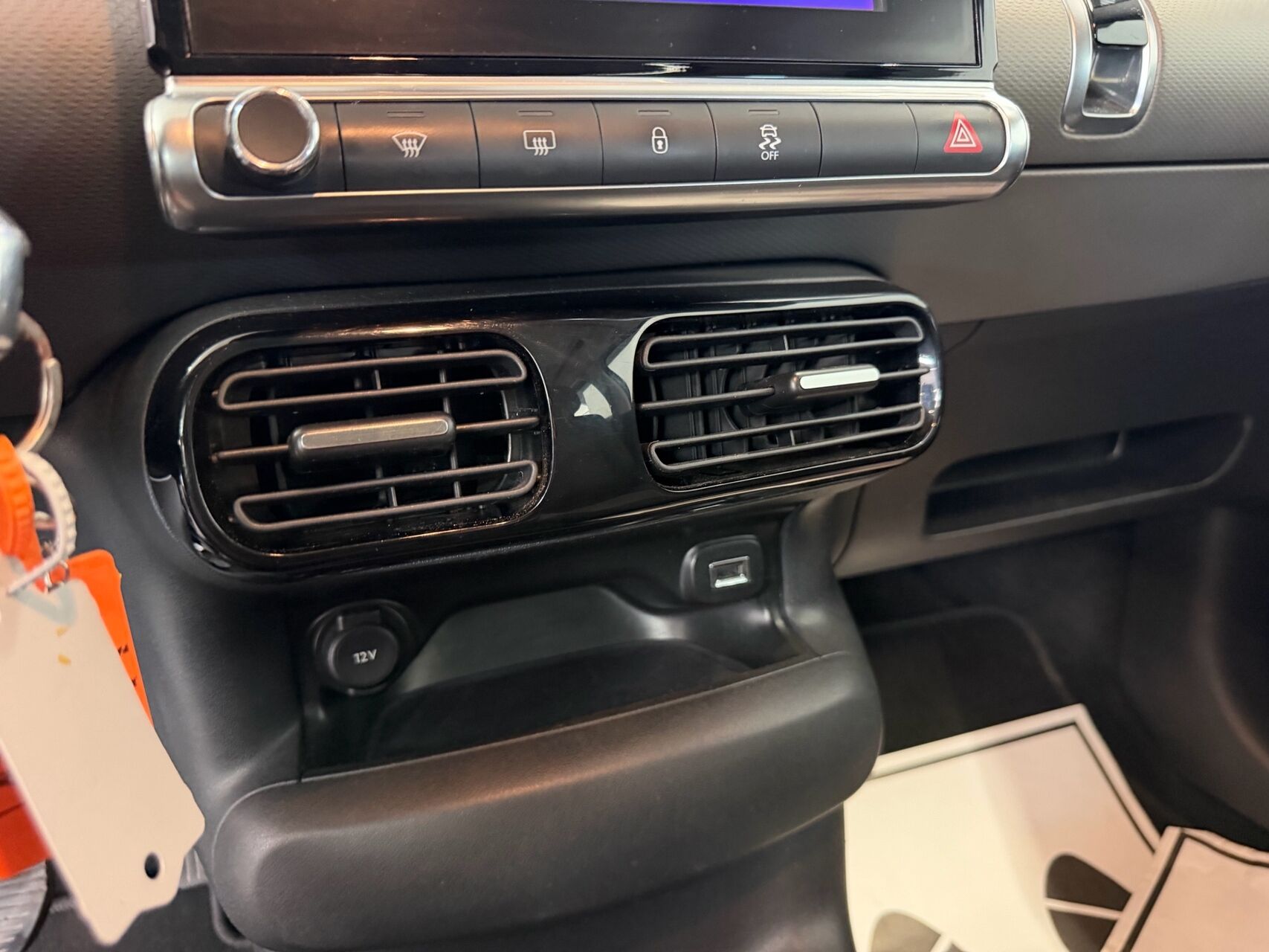 Billede af Citroën C4 Cactus 1,6 Blue HDi Extra start/stop 100HK 5d