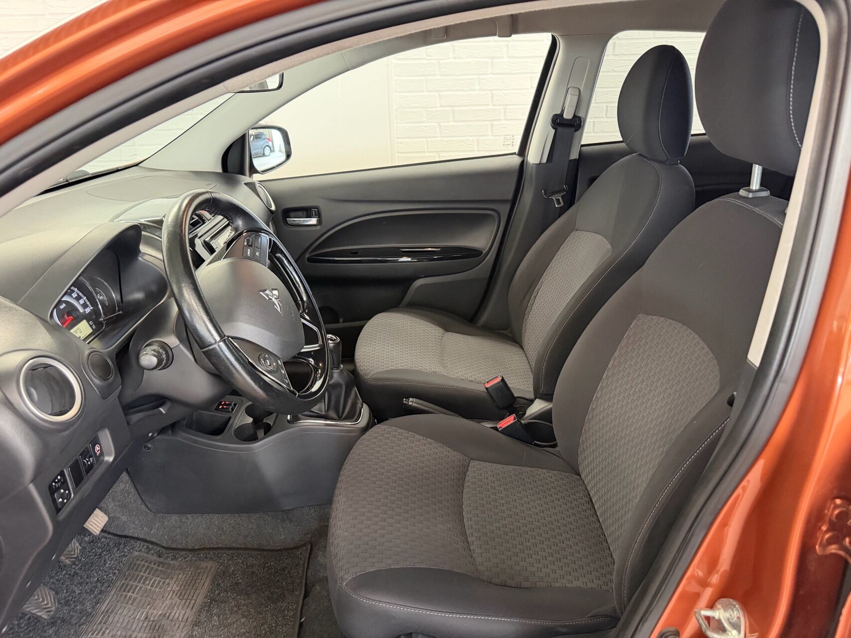 Billede af Mitsubishi Space Star 1,2 Inlead 80HK 5d