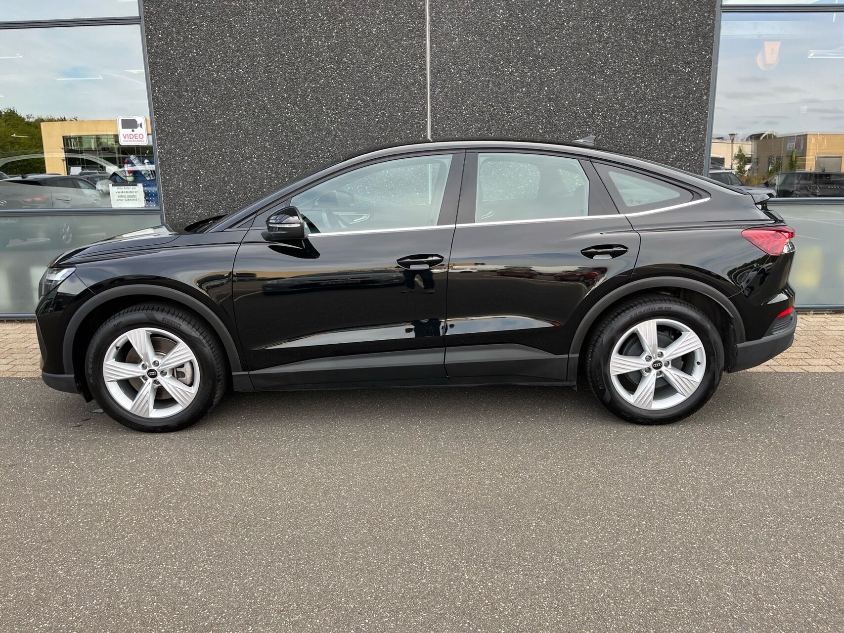 Billede af Audi Q4 Sportback 40 E-tron 204HK 5d Aut.