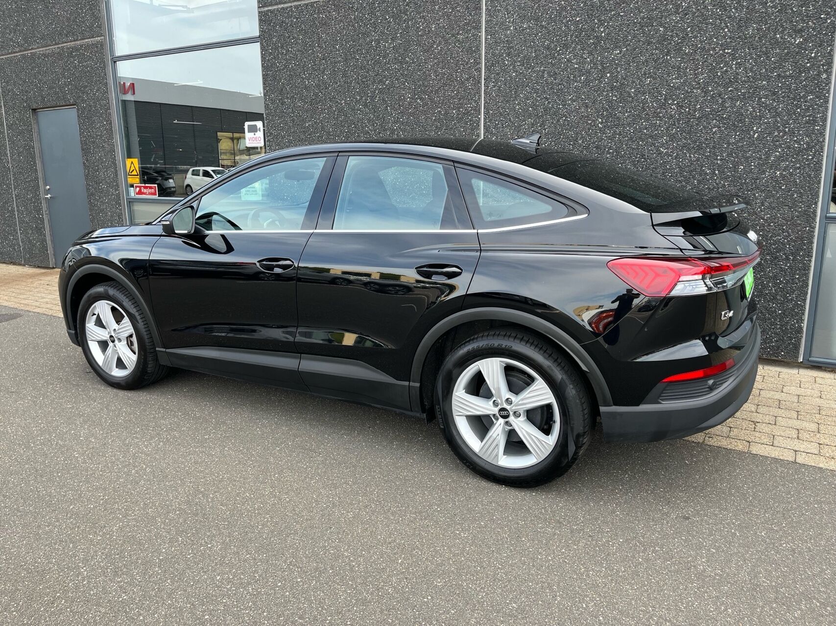 Billede af Audi Q4 Sportback 40 E-tron 204HK 5d Aut.