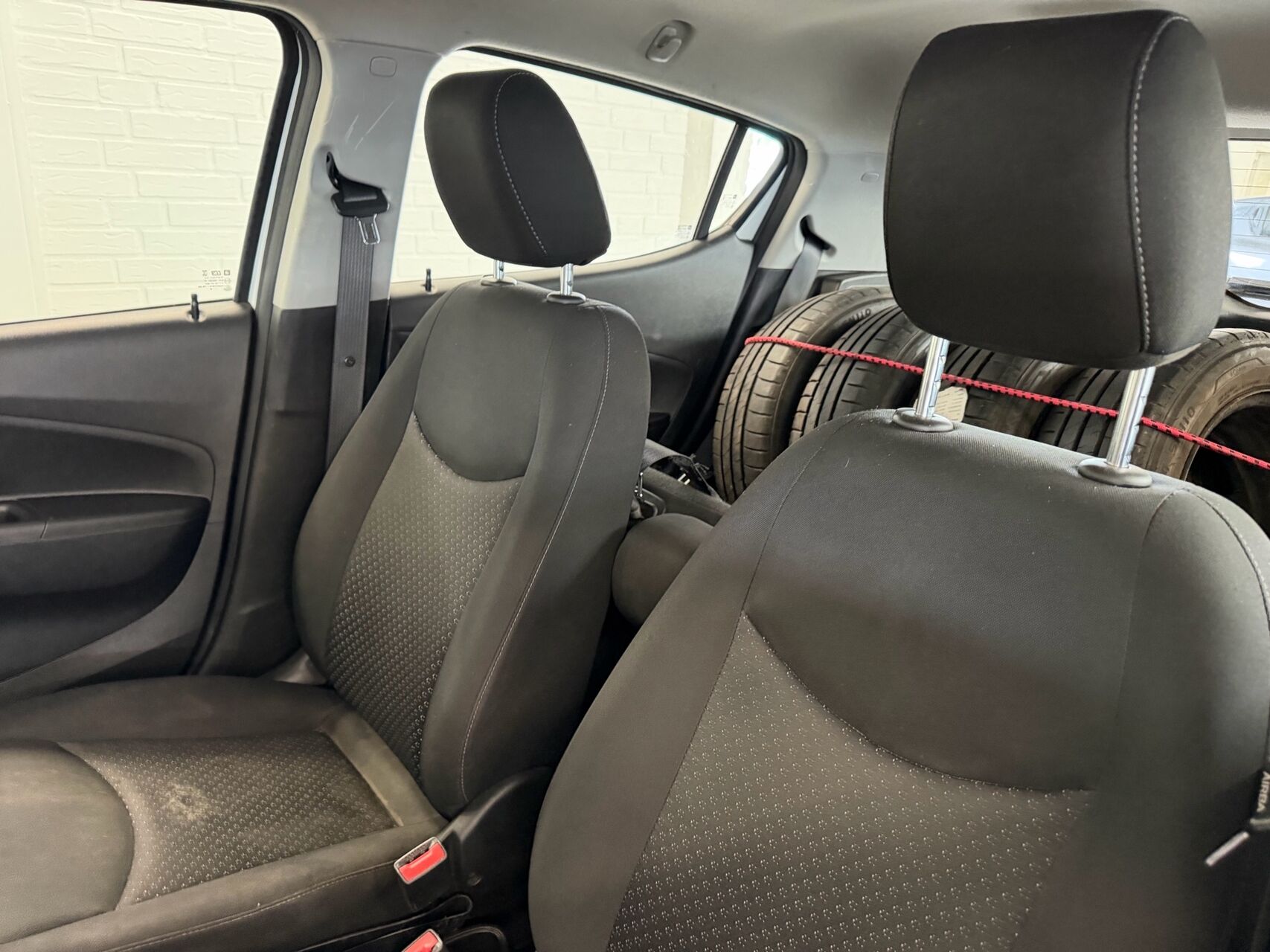 Billede af Opel Karl 1,0 Enjoy 75HK 5d