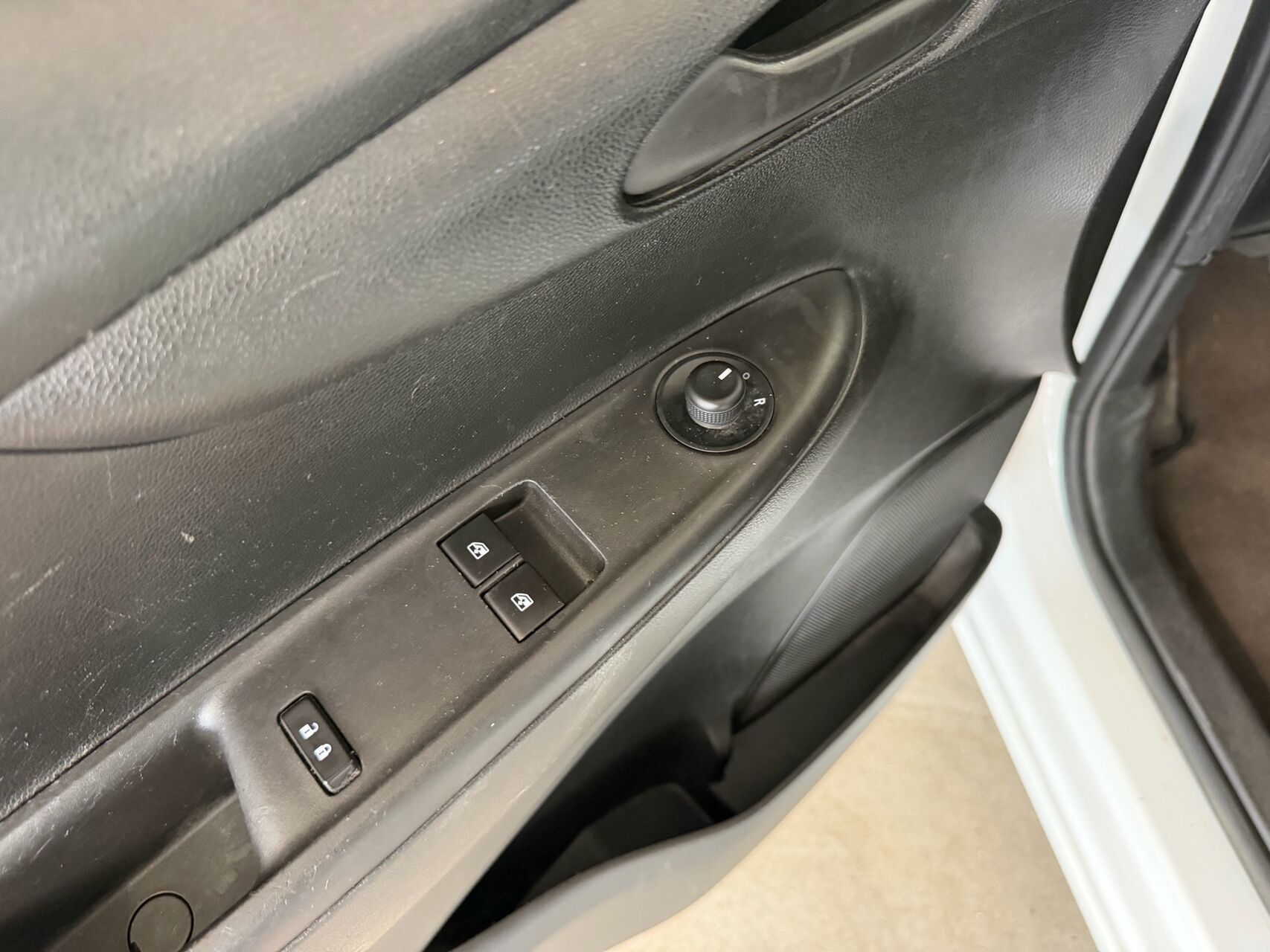 Billede af Opel Karl 1,0 Enjoy 75HK 5d