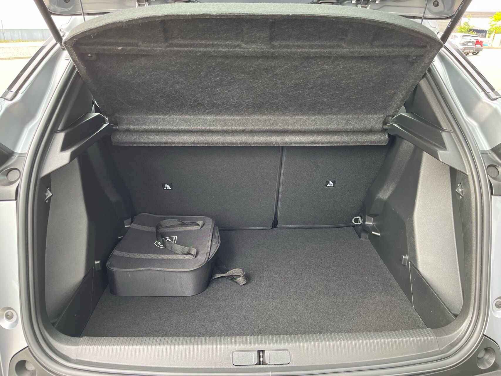 Billede af Peugeot e-2008 EL Active Pack 136HK 5d Aut.