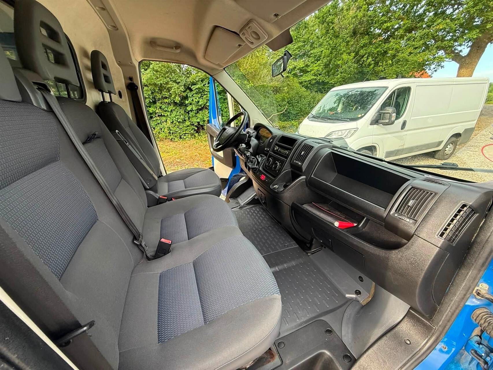 Billede af Citroën Jumper 33 L2H2 2,2 HDi FAP 130HK Van
