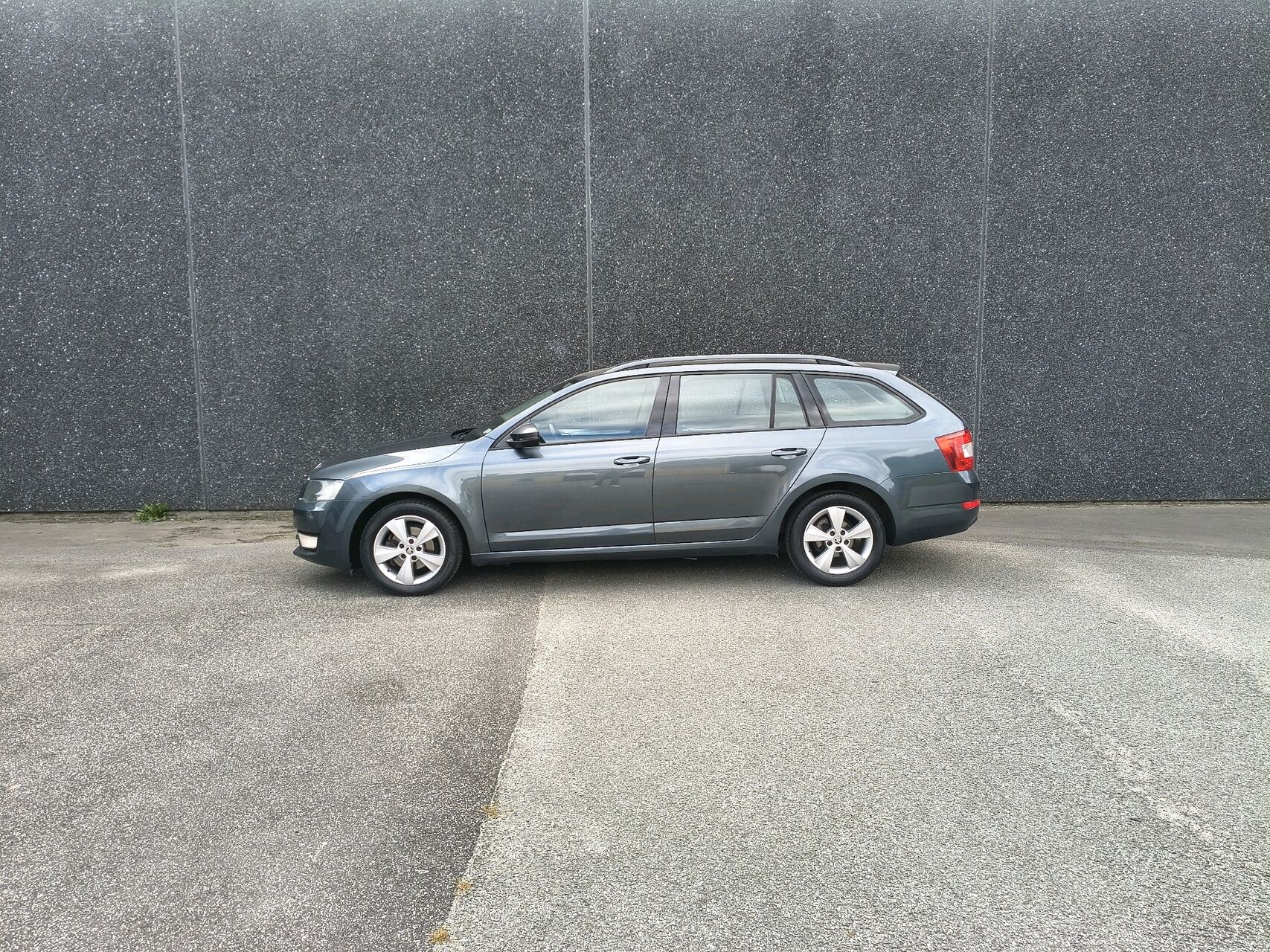 Billede af Skoda Octavia Combi 1,6 TDI Ambition DSG 110HK Stc 7g Aut.