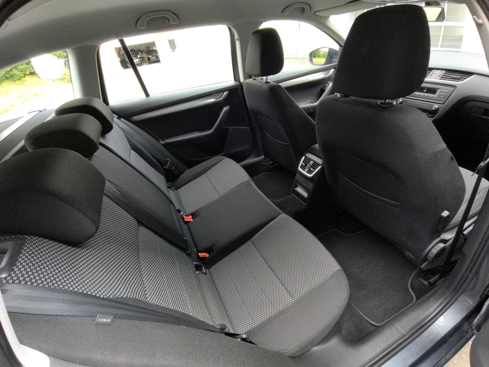 Billede af Skoda Octavia Combi 1,6 TDI Ambition DSG 110HK Stc 7g Aut.