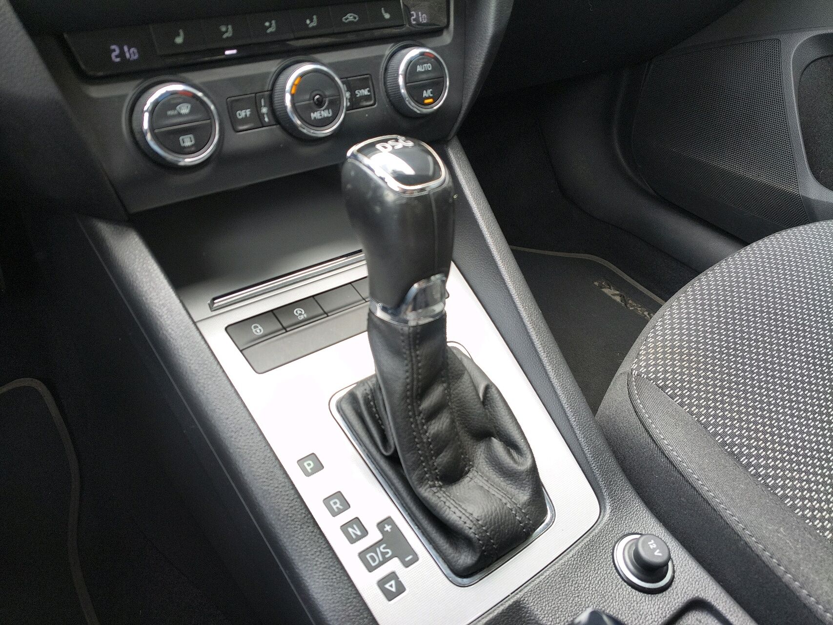Billede af Skoda Octavia Combi 1,6 TDI Ambition DSG 110HK Stc 7g Aut.